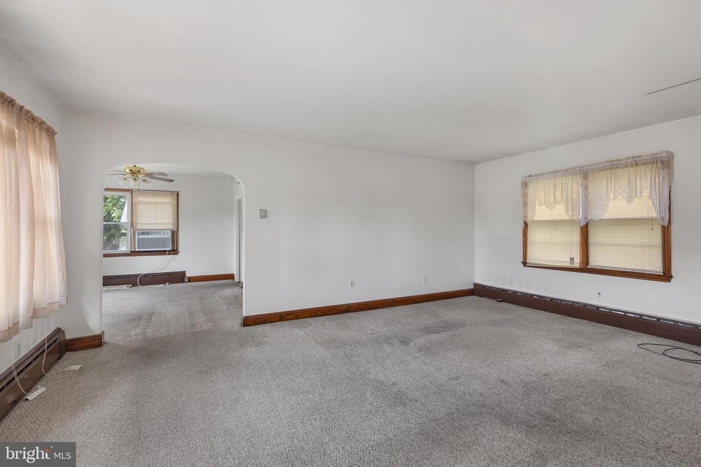 110 Riverside Dr