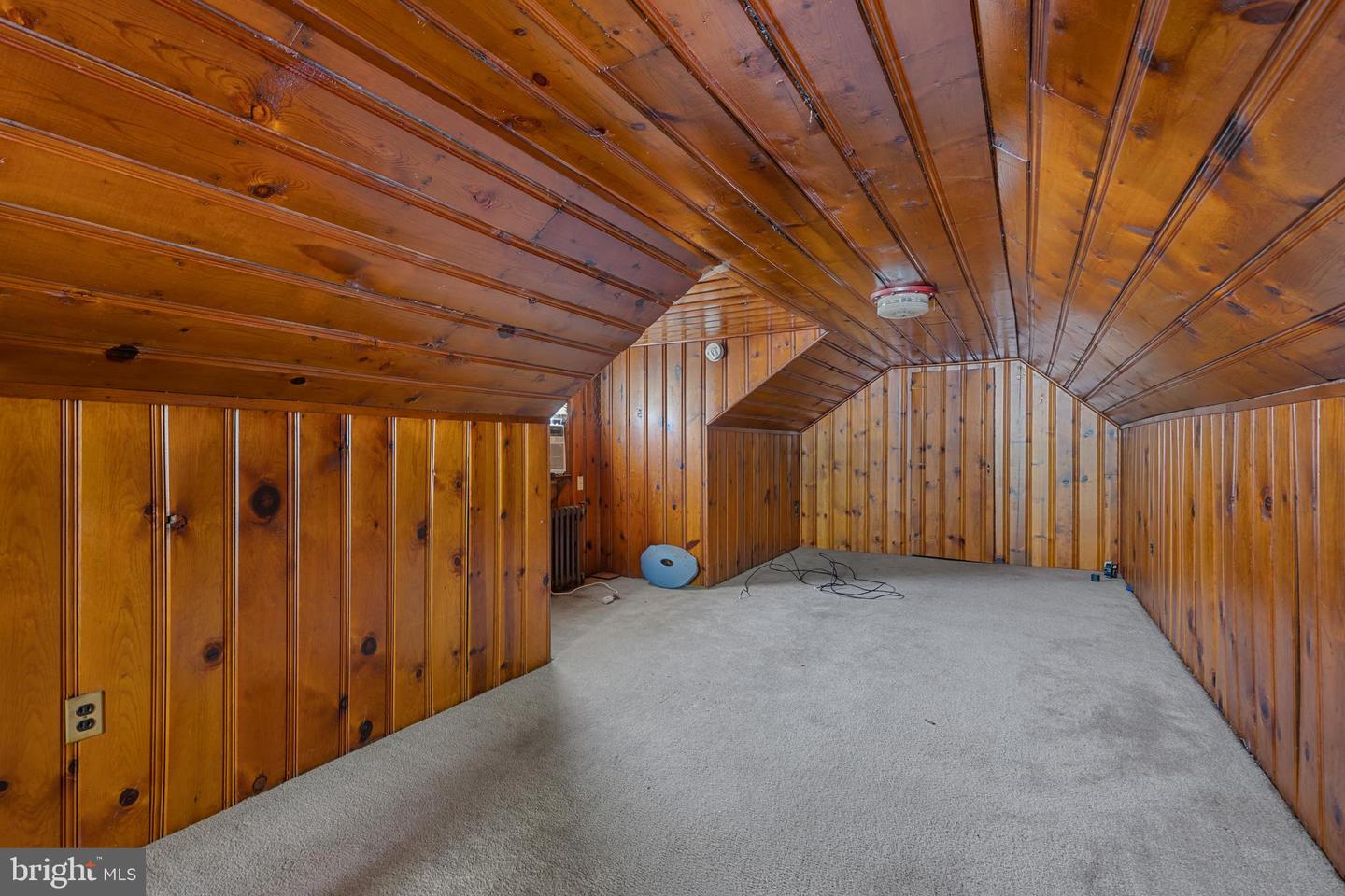 110 Riverside Dr
