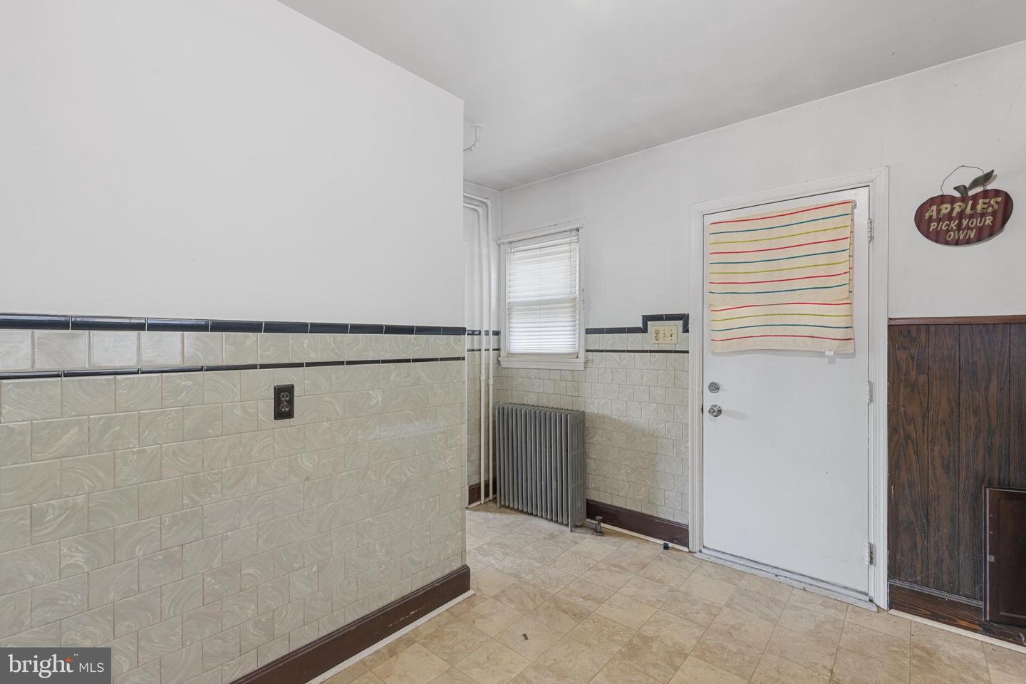 110 Riverside Dr