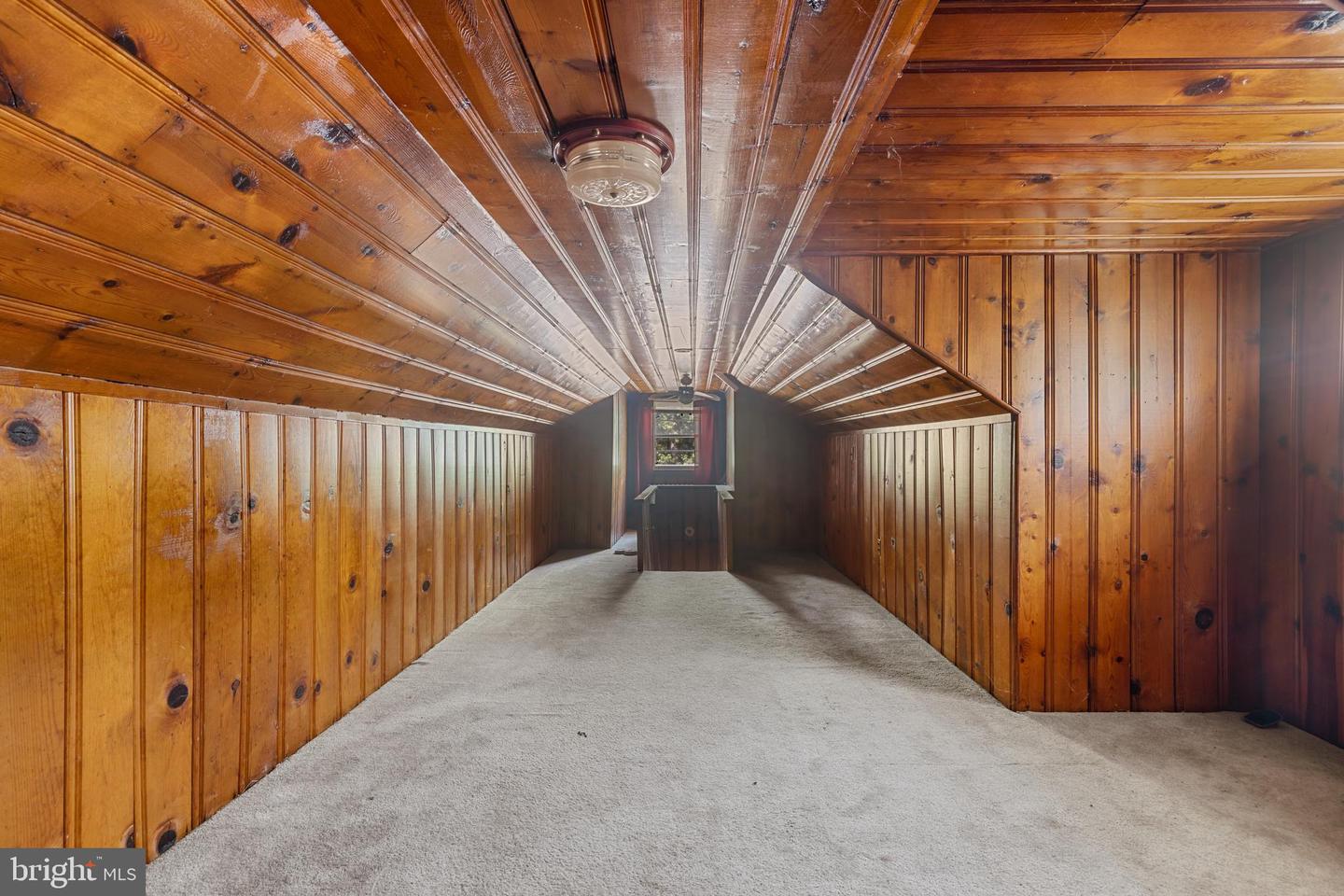 110 Riverside Dr