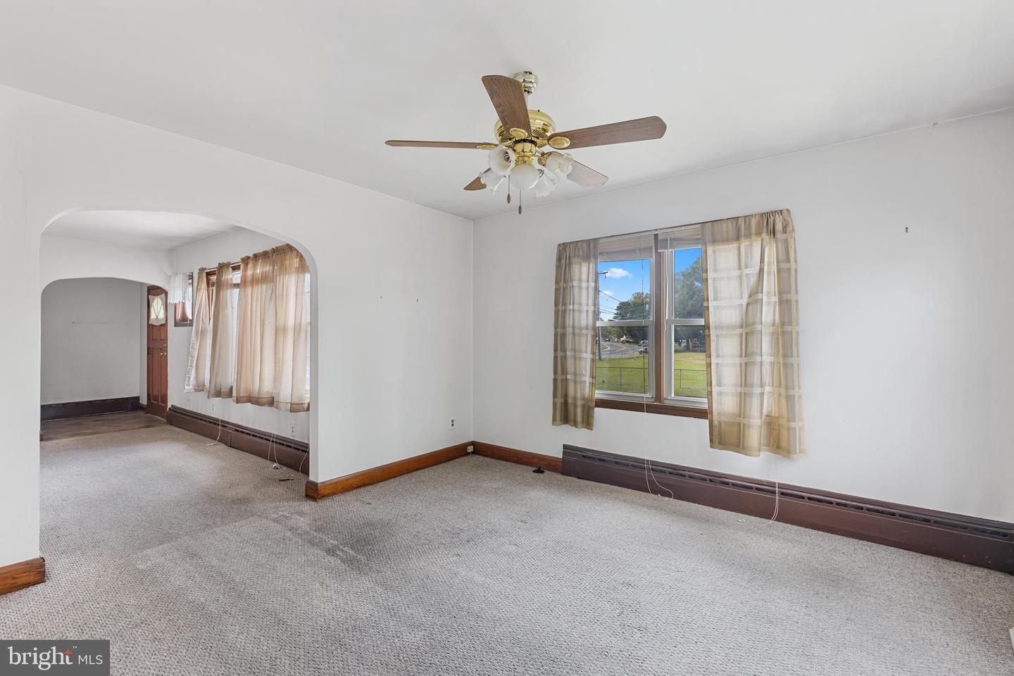 110 Riverside Dr