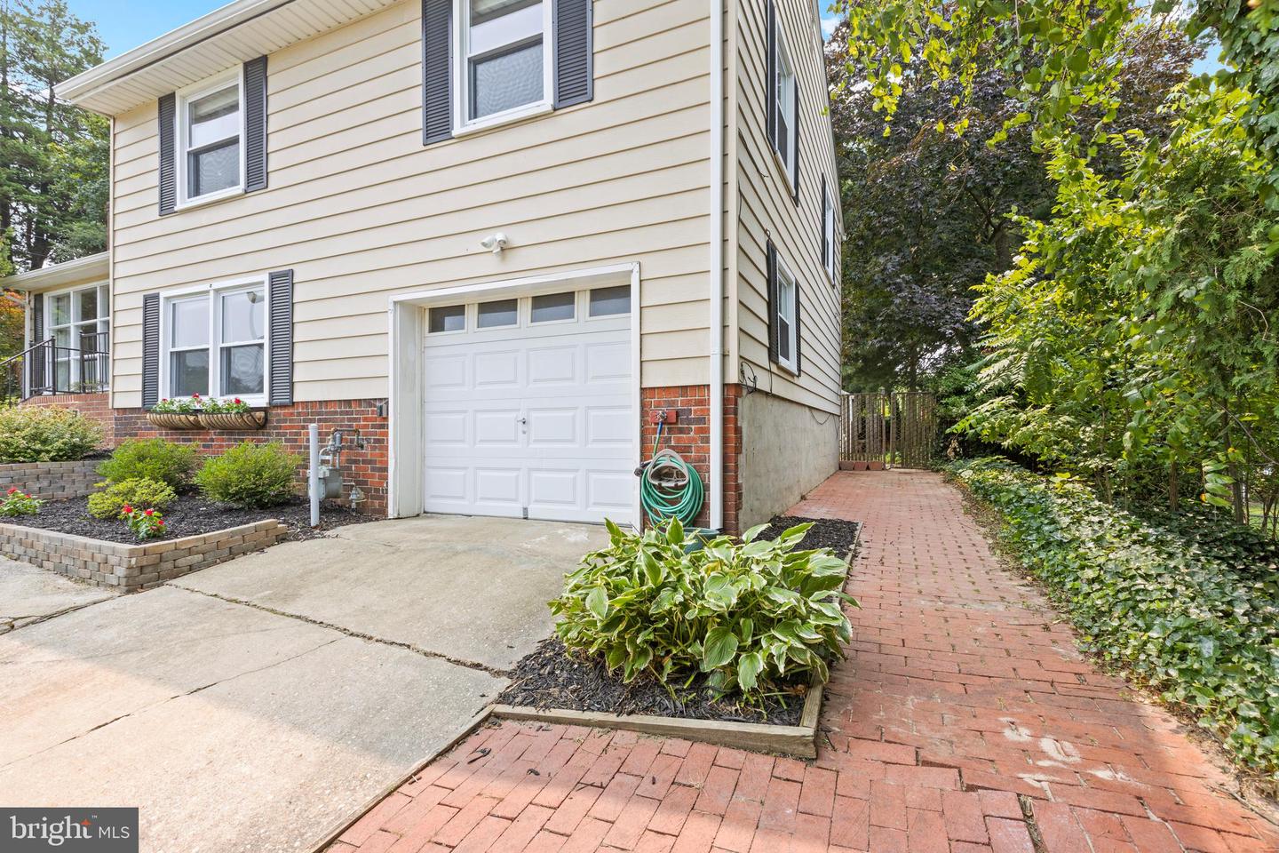 3019 6th Ave