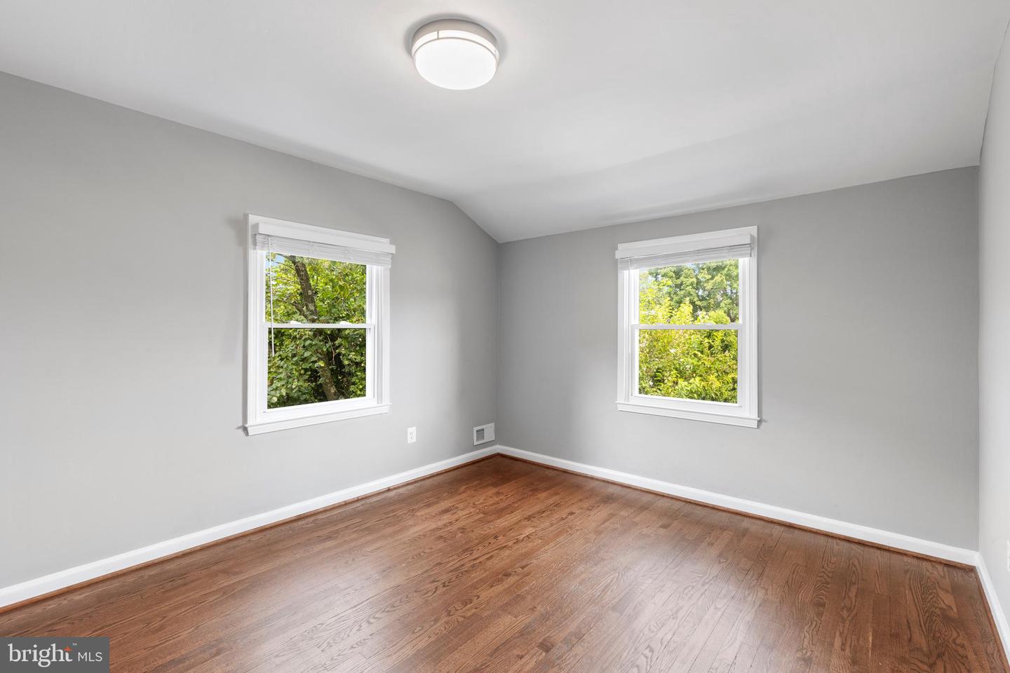 3019 6th Ave