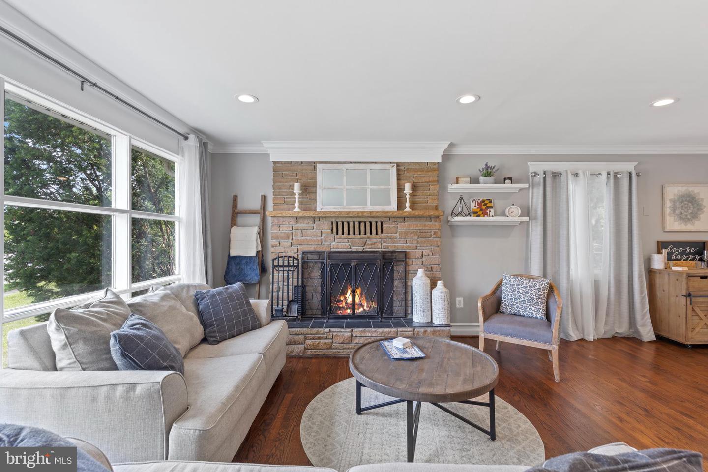 3019 6th Ave