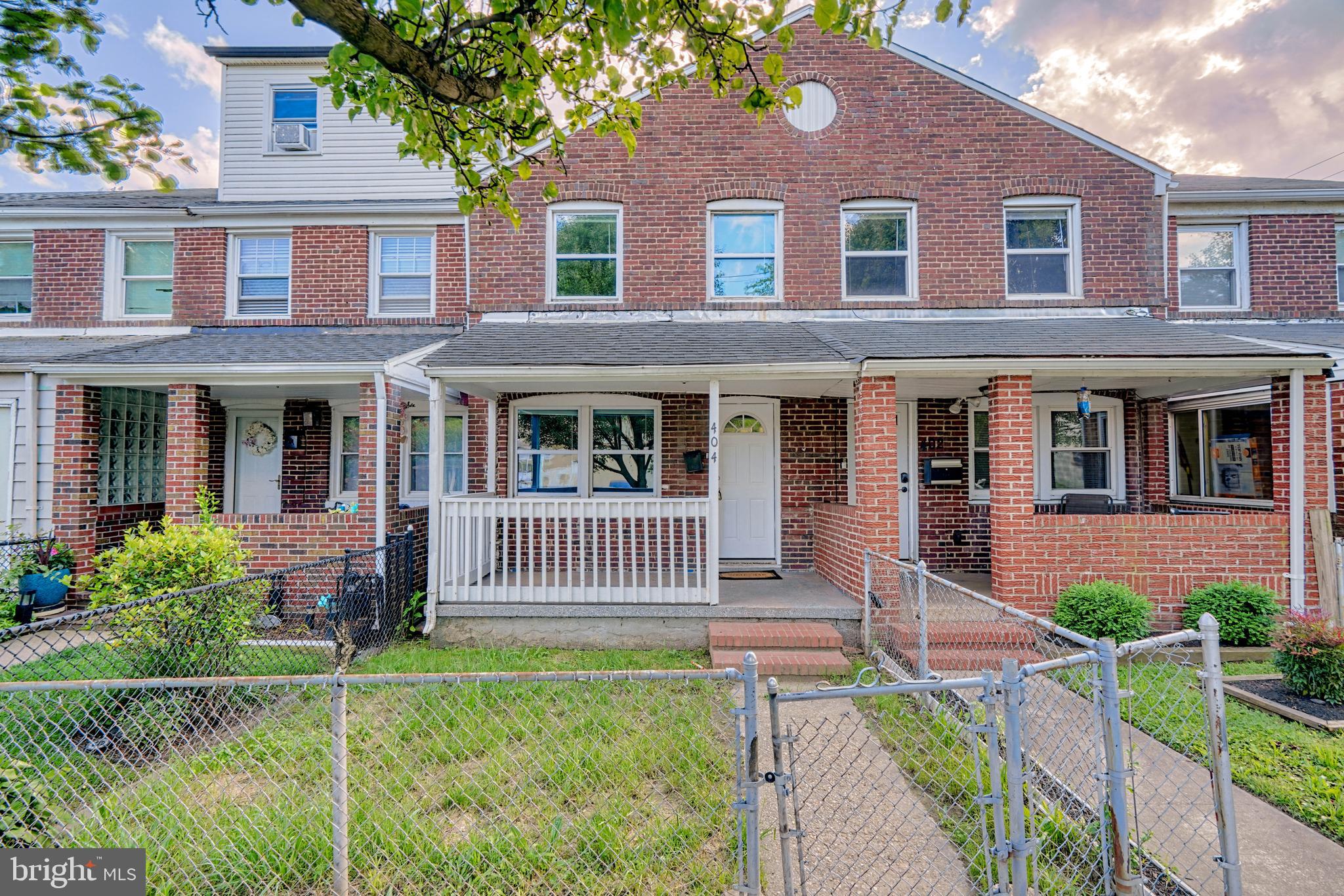 404 Avondale Rd