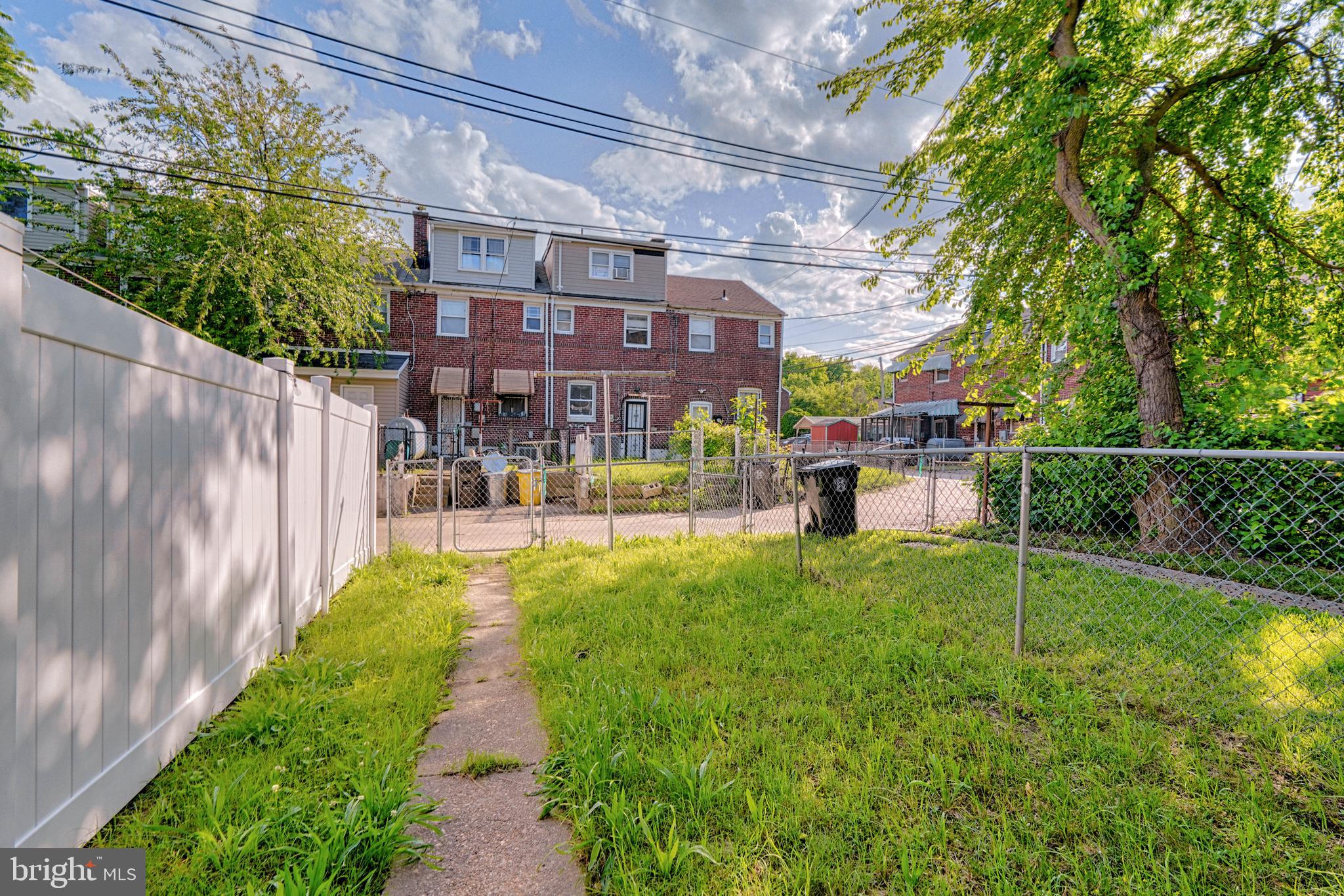 404 Avondale Rd
