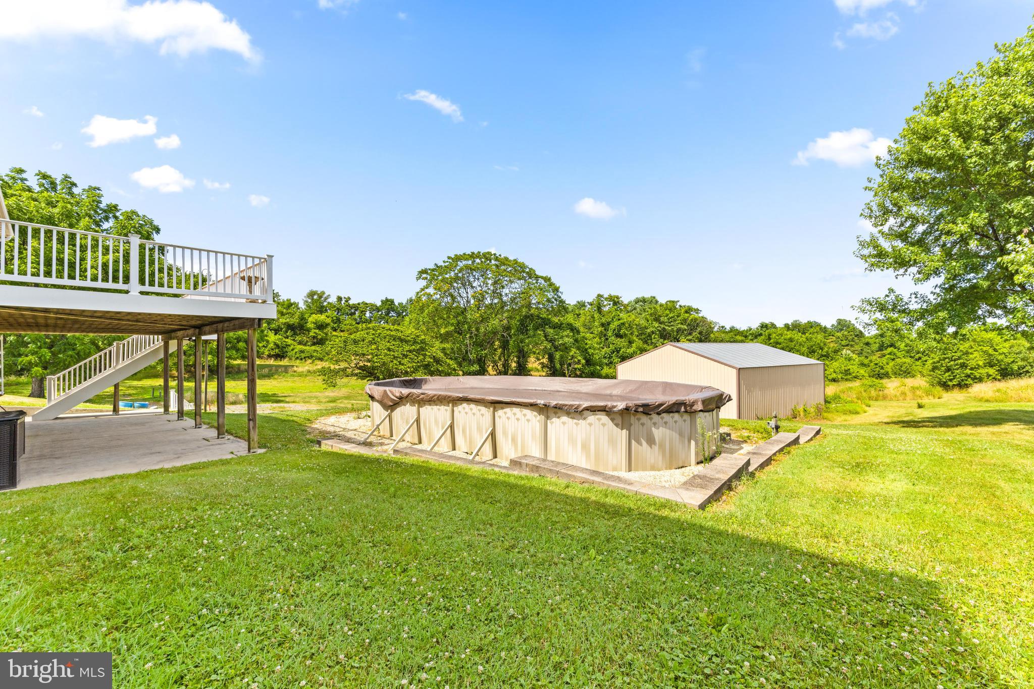 4566 Ridge Rd