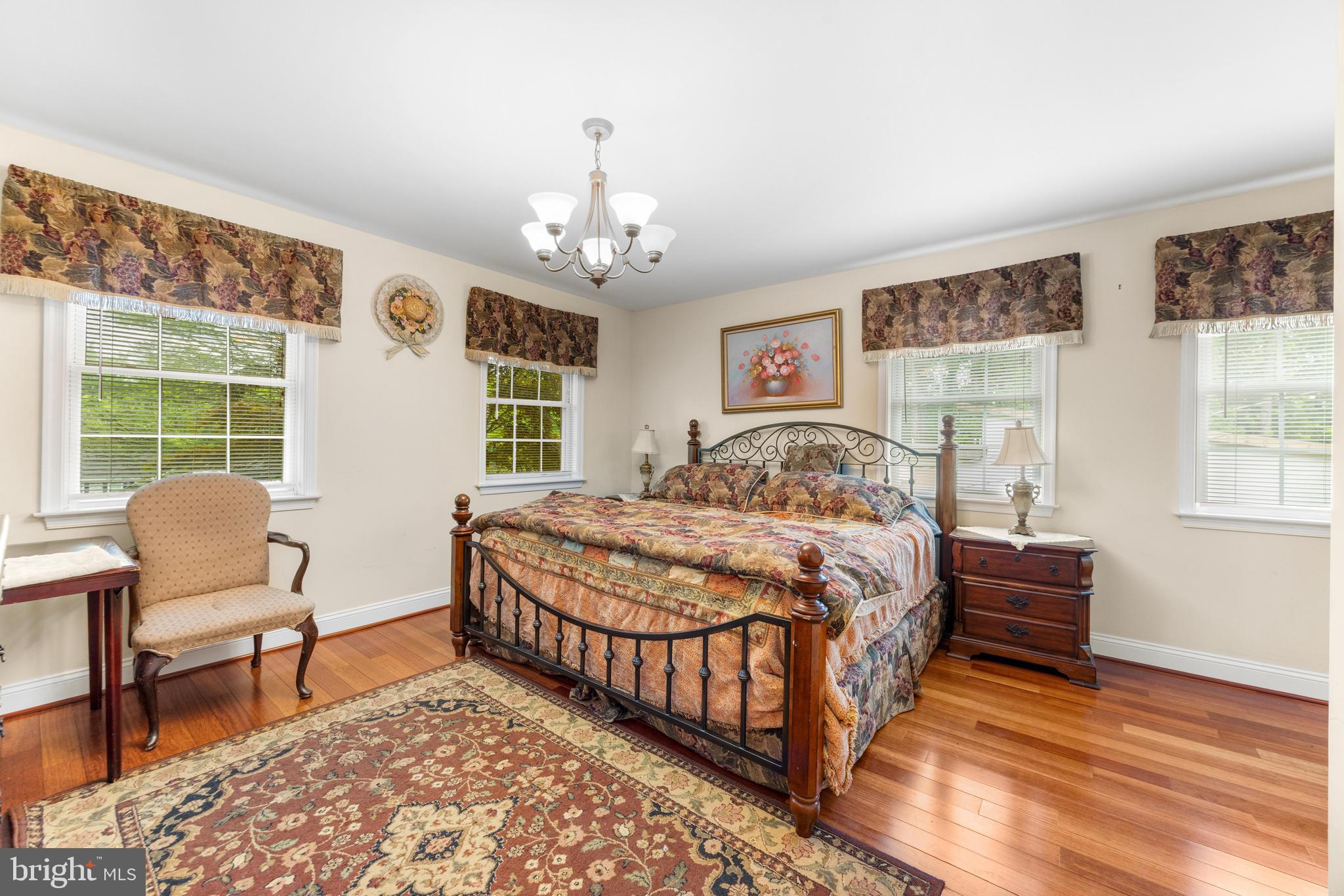 11809 CEDAR LANE