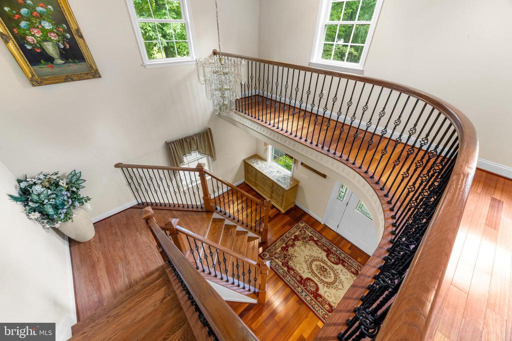 11809 CEDAR LANE