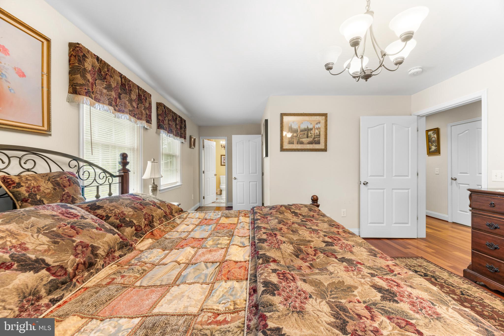 11809 CEDAR LANE