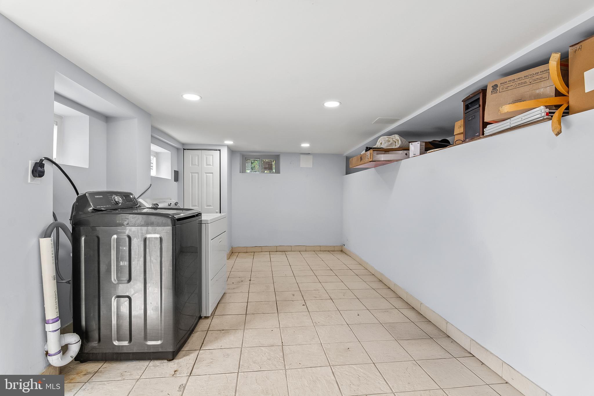 11809 CEDAR LANE