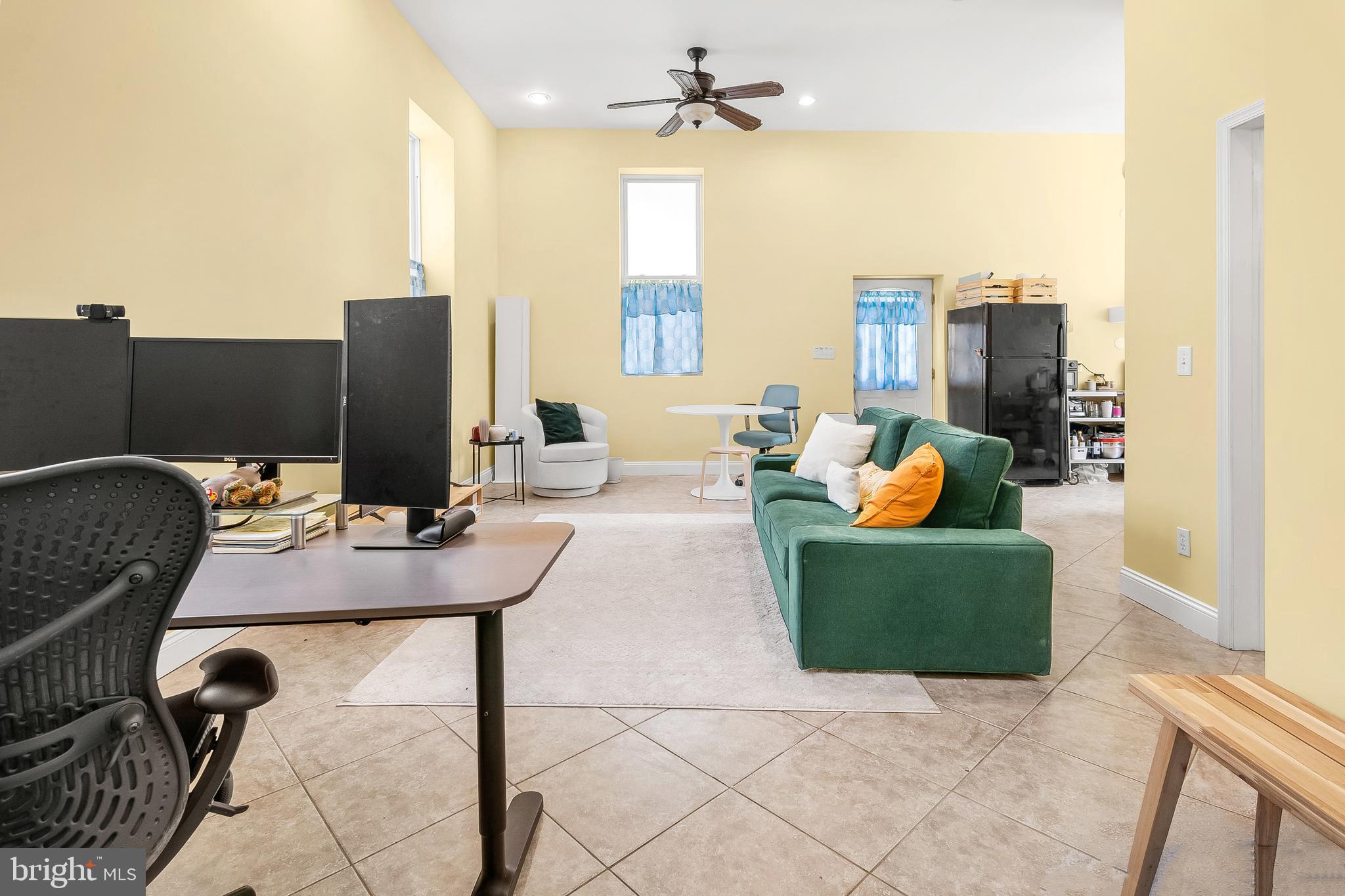 11809 CEDAR LANE