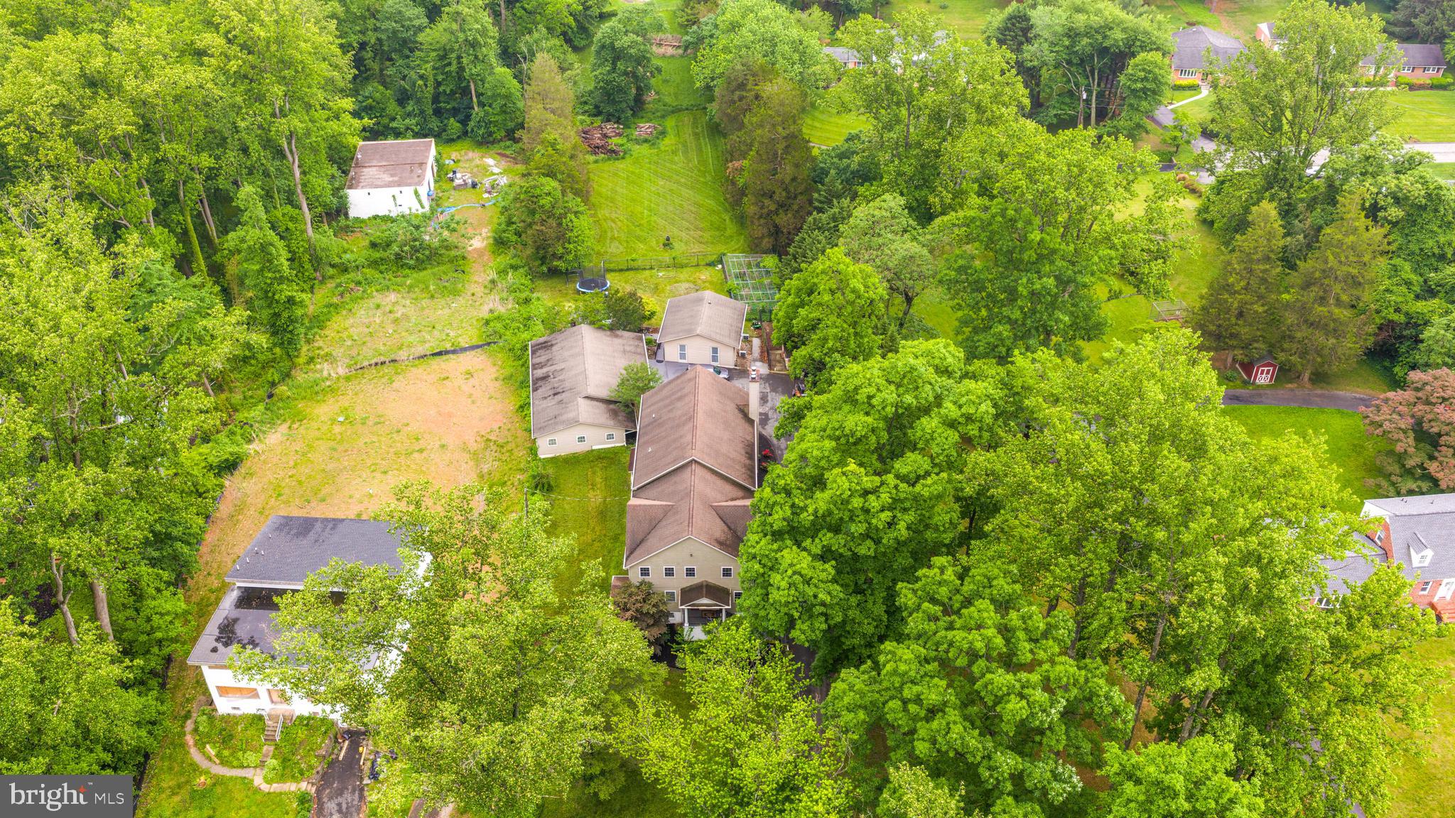 11809 CEDAR LANE