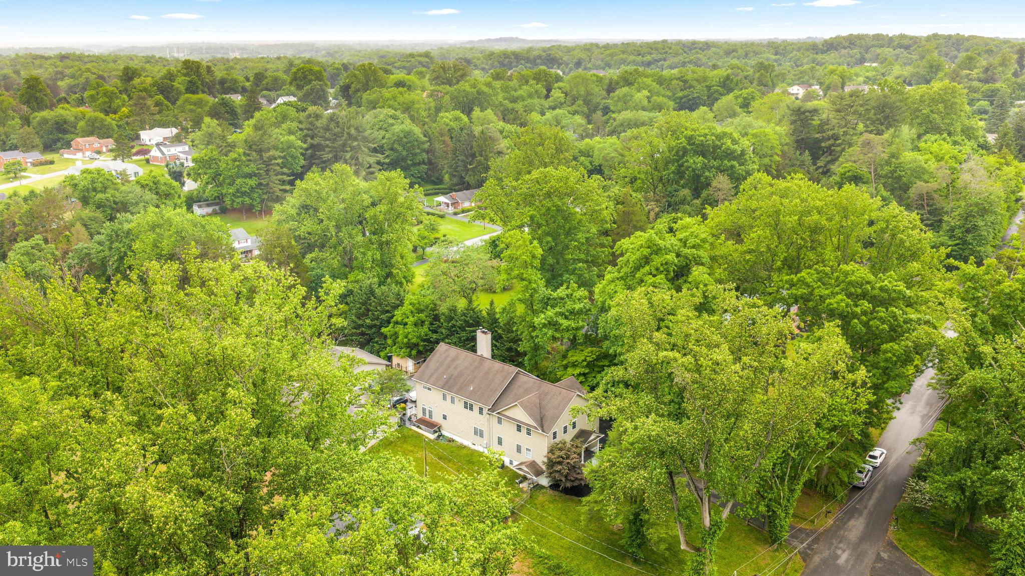 11809 CEDAR LANE