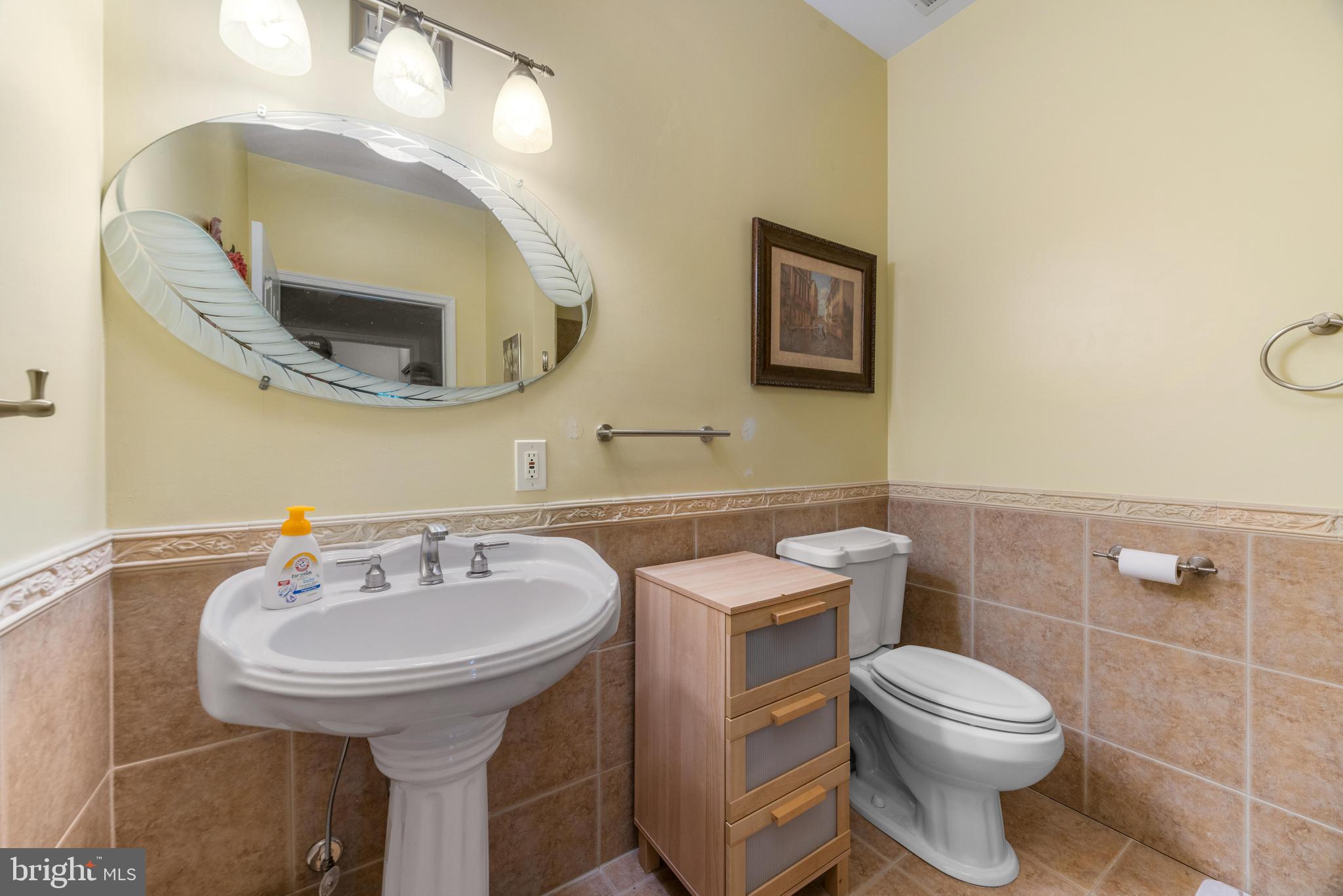 11809 CEDAR LANE