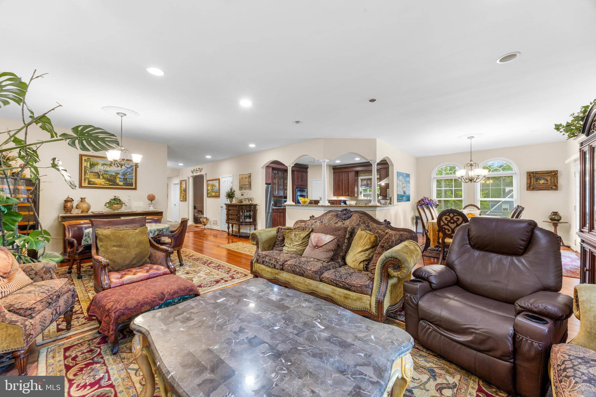 11809 CEDAR LANE