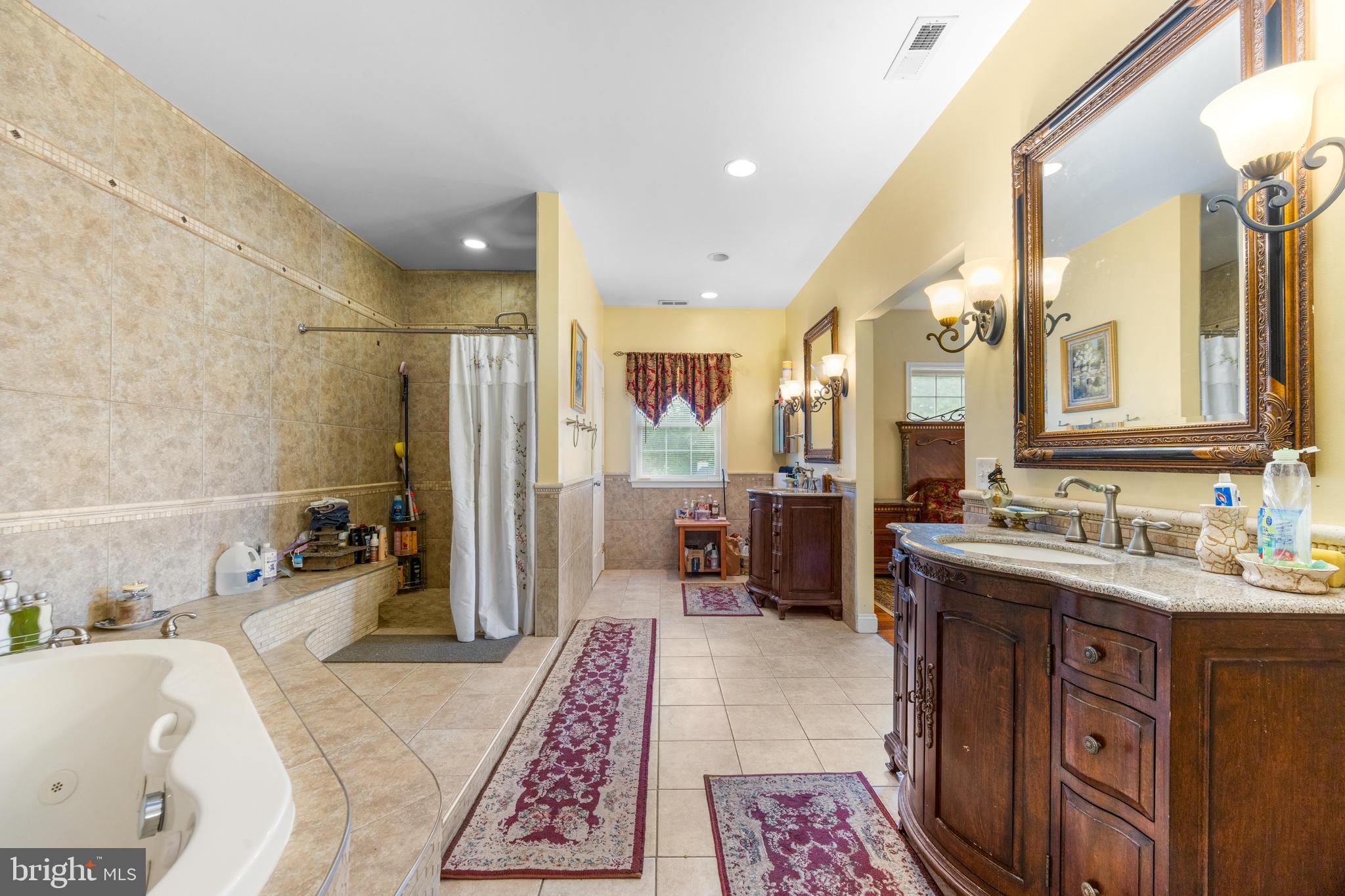 11809 CEDAR LANE