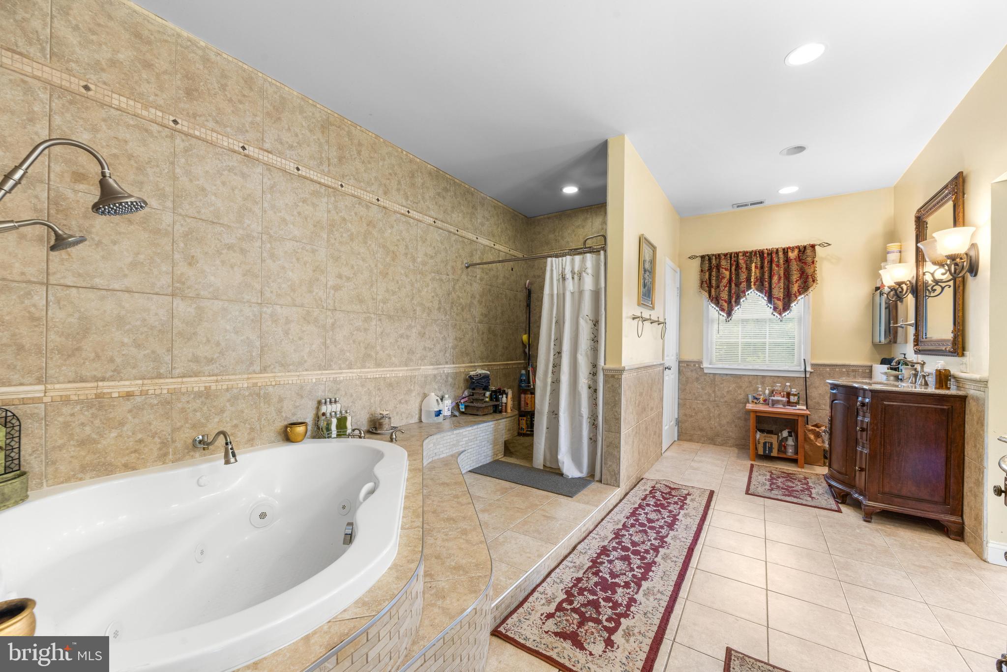 11809 CEDAR LANE