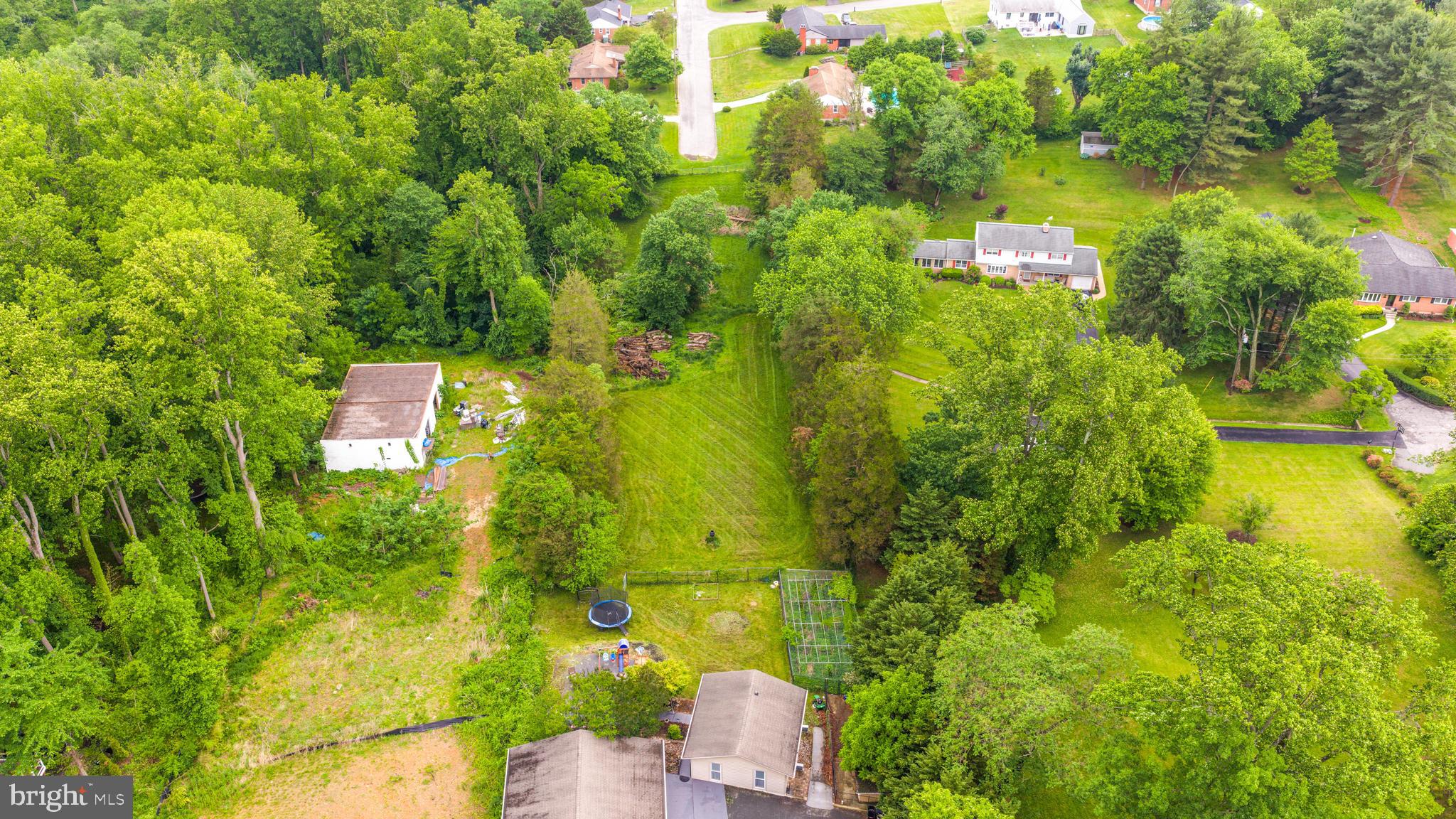 11809 CEDAR LANE