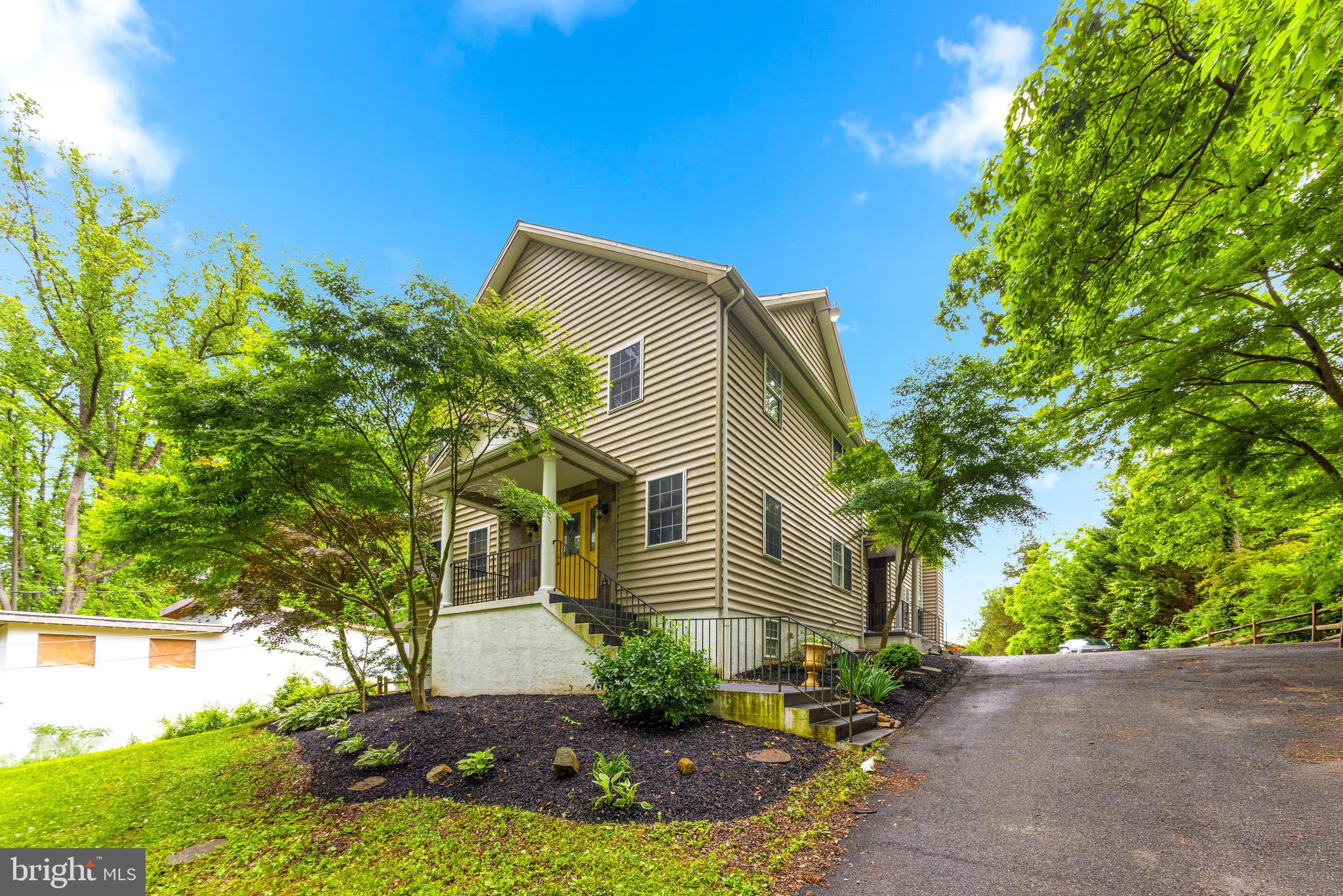 11809 CEDAR LANE