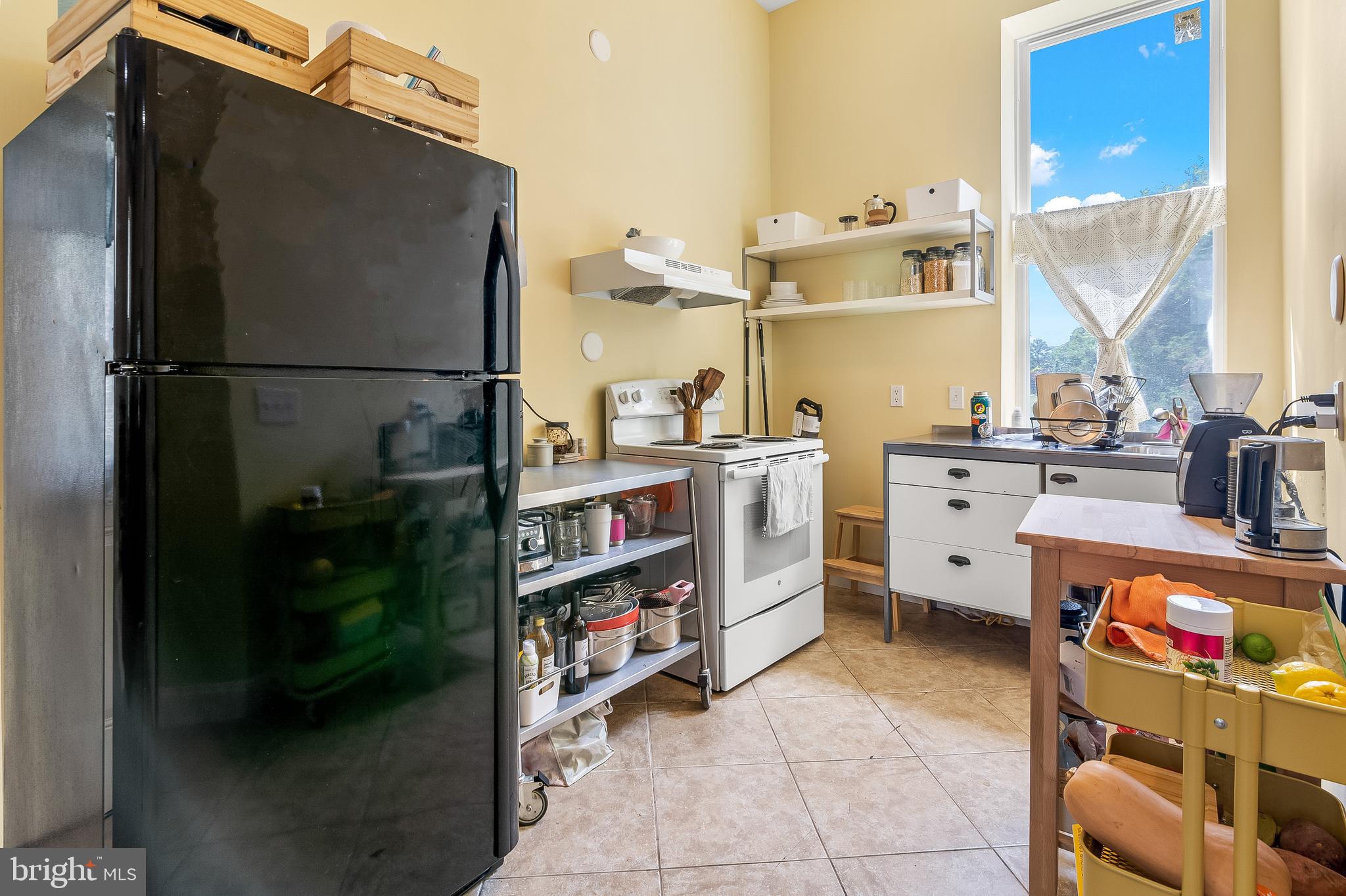 11809 CEDAR LANE