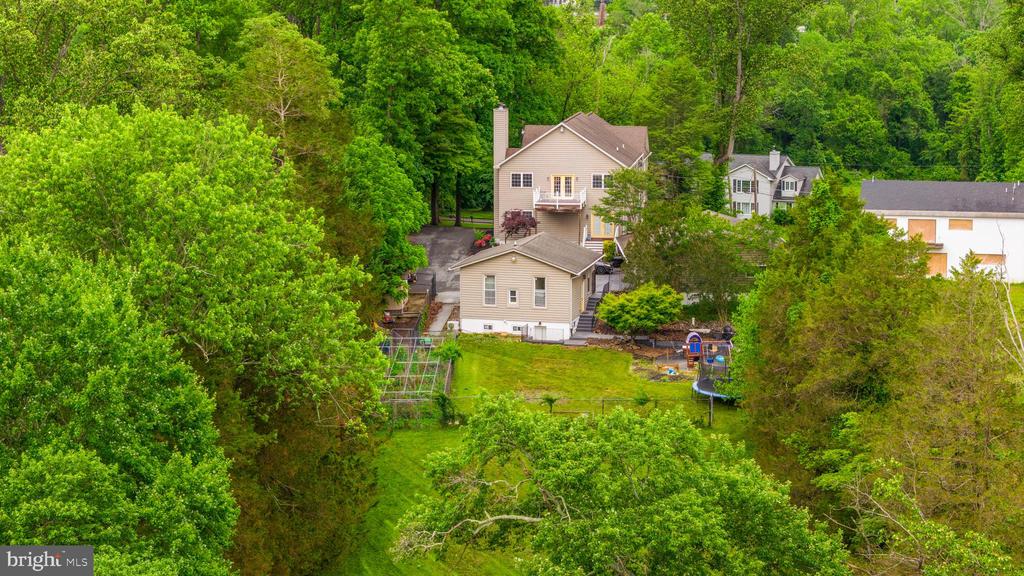 11809 CEDAR LANE