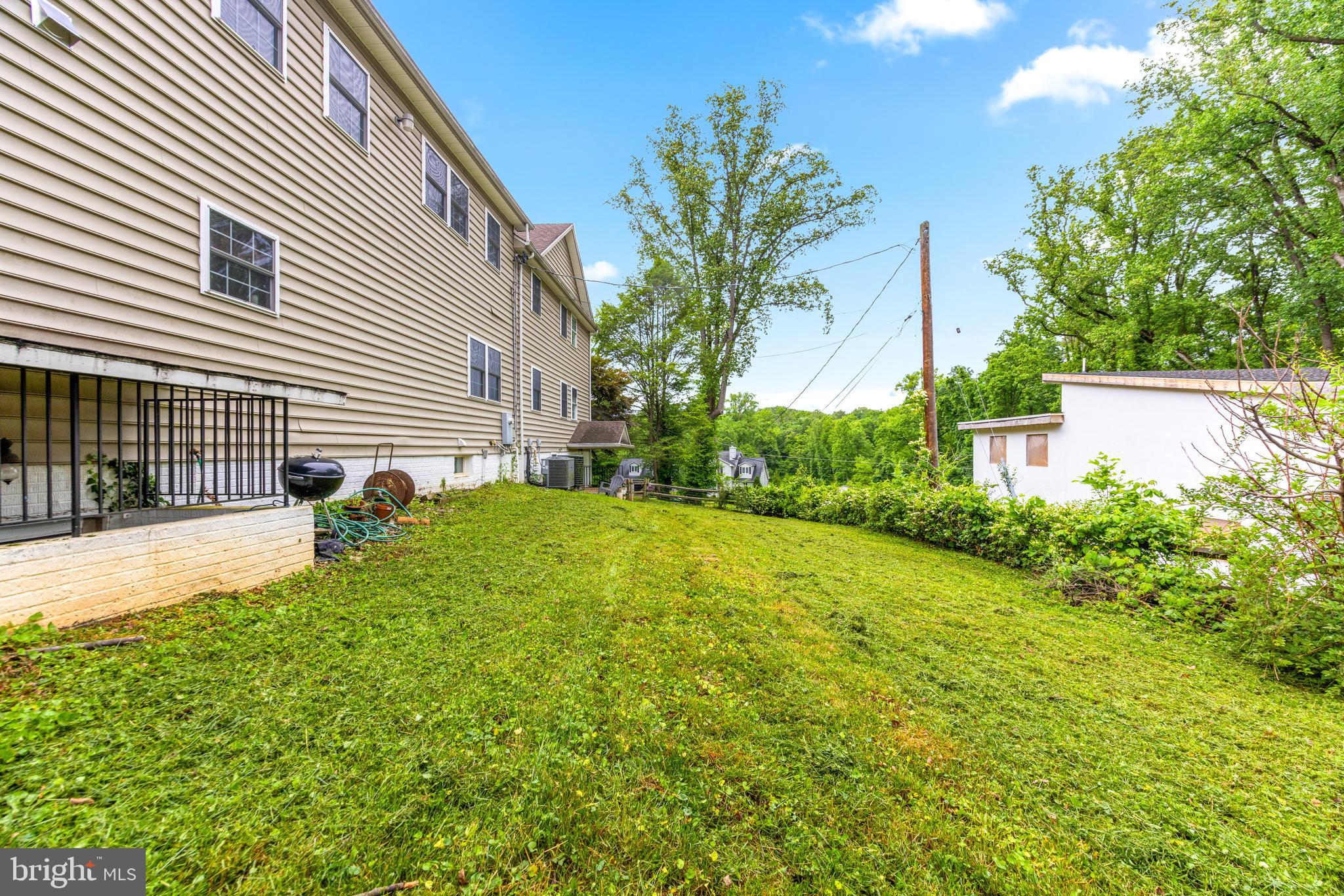 11809 CEDAR LANE