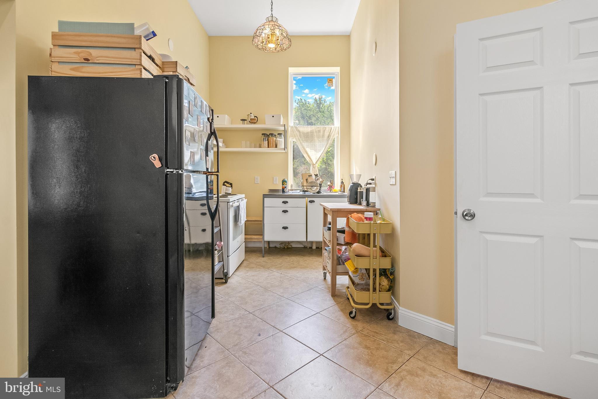 11809 CEDAR LANE