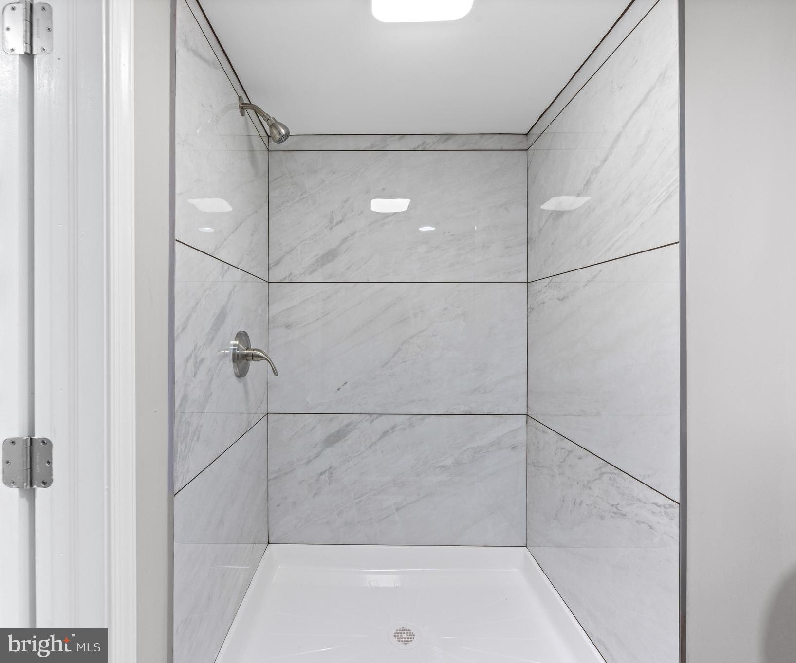 1817 WINANS AVENUE