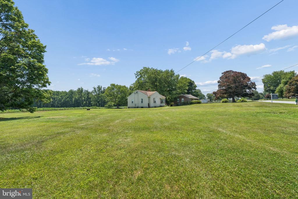 7219 NEW CUT ROAD