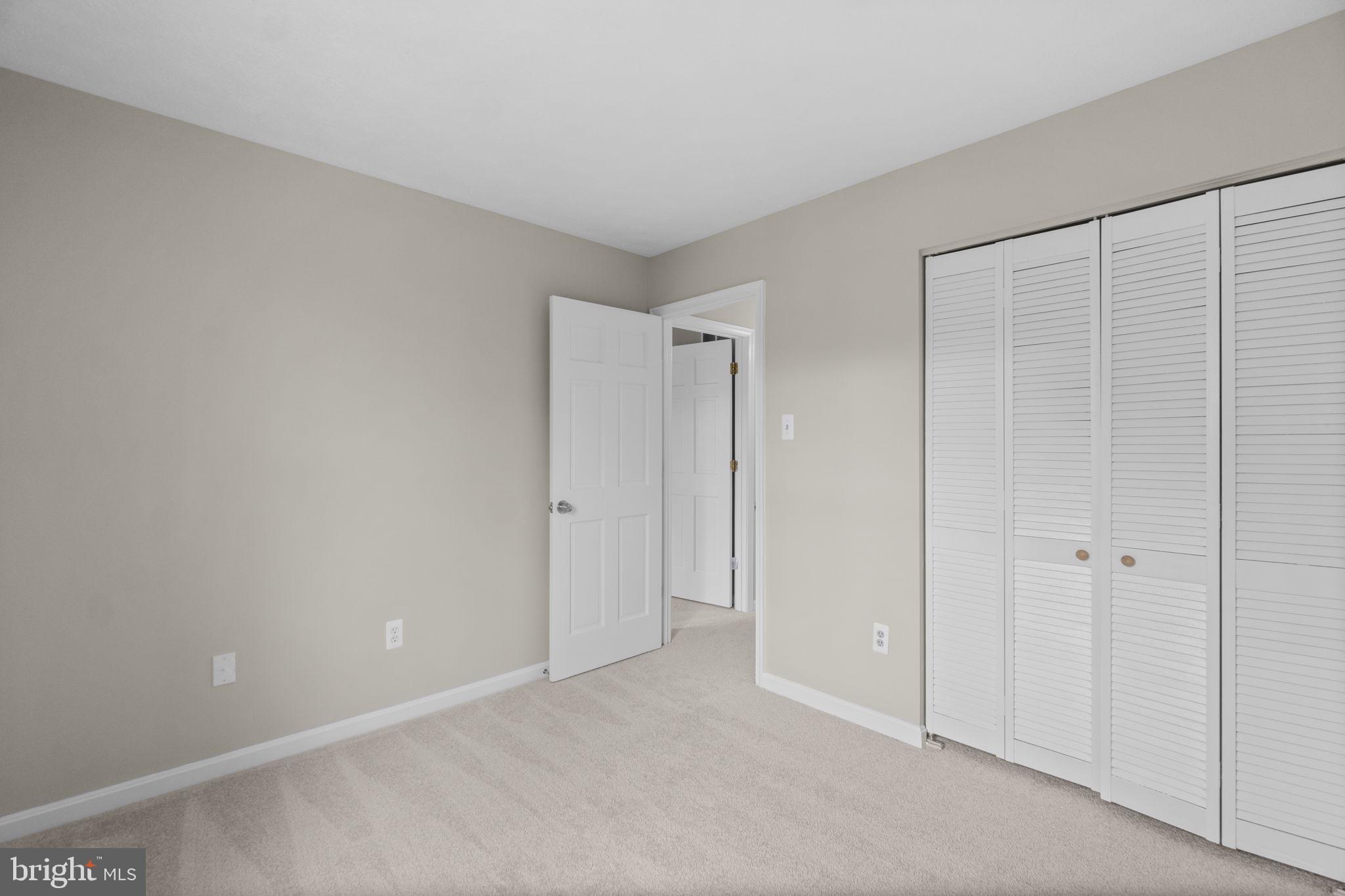 496 SILVER COURT