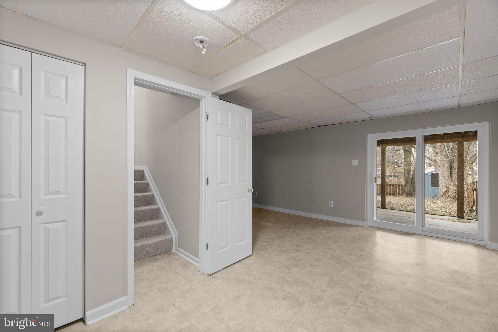 496 SILVER COURT