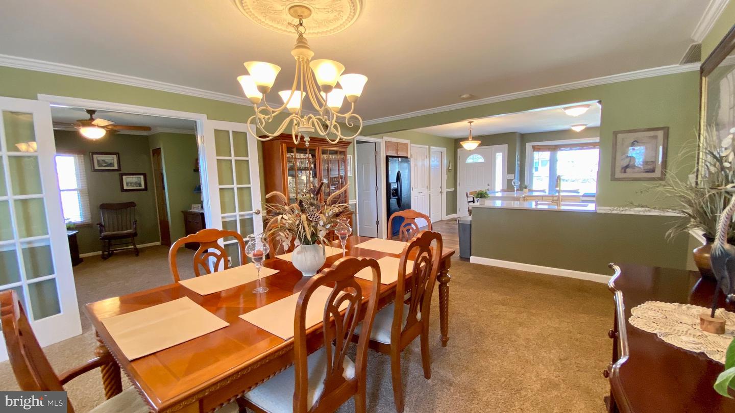 40 Neptune Dr