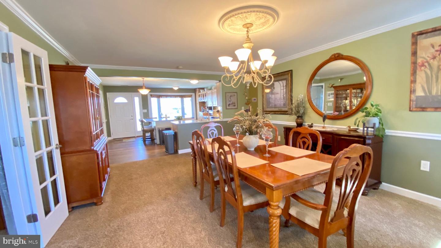 40 Neptune Dr