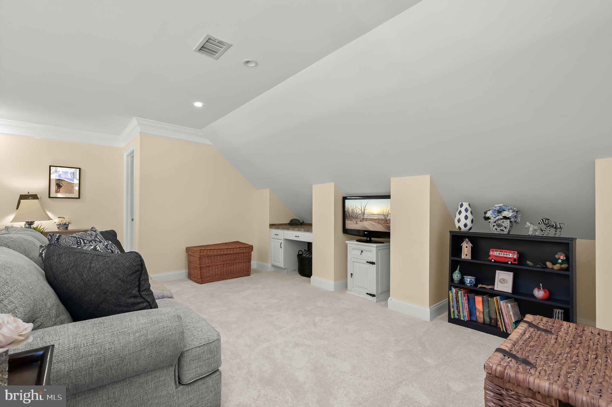2102 Jacobs Well Ct