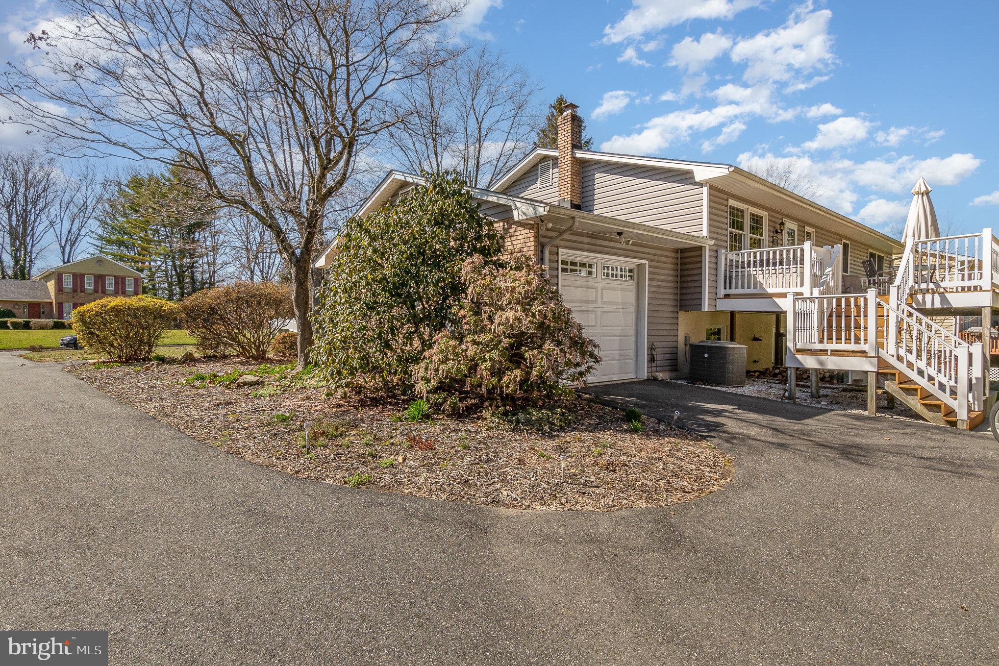 707 Millwood Dr