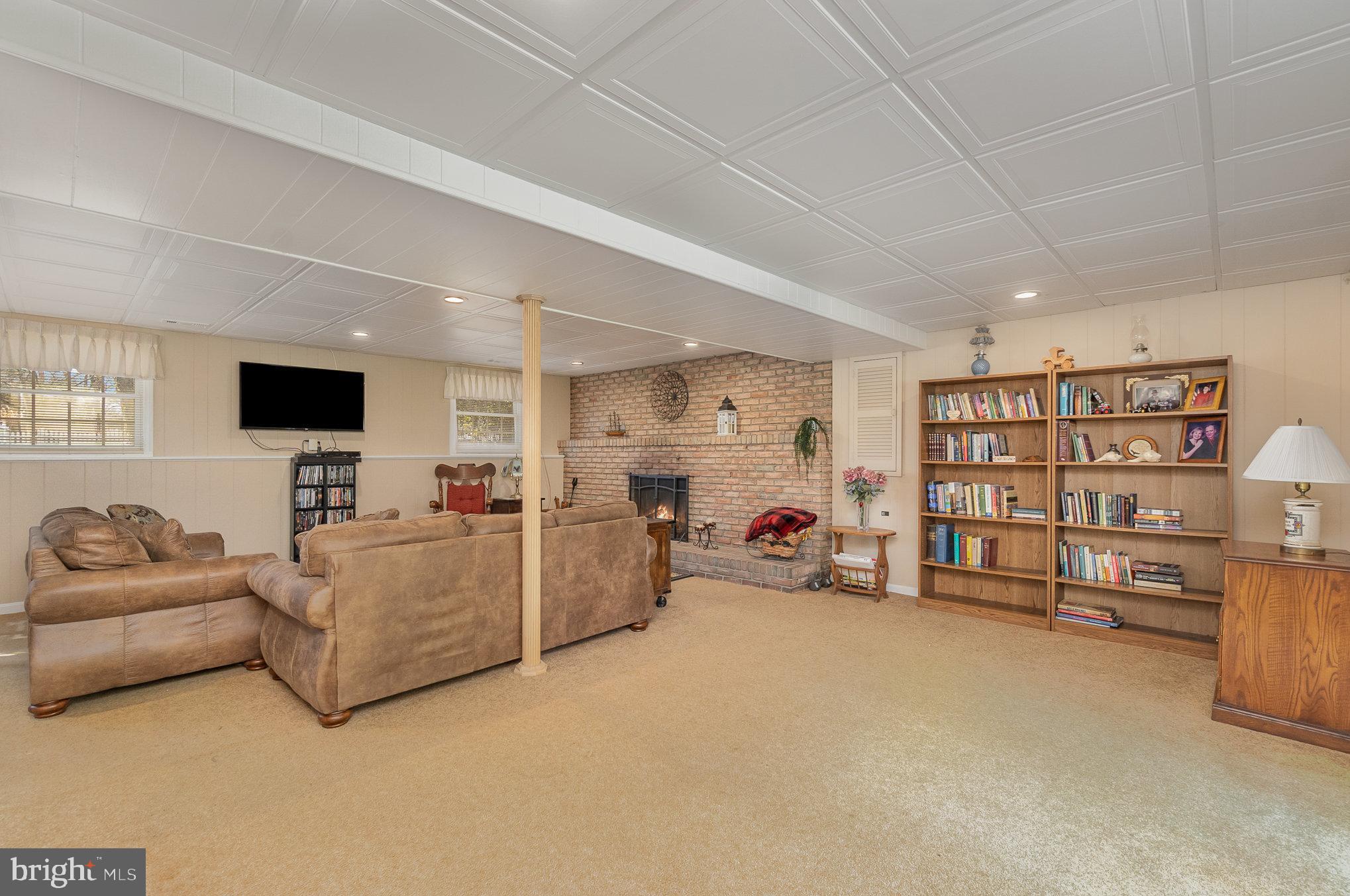 707 Millwood Dr