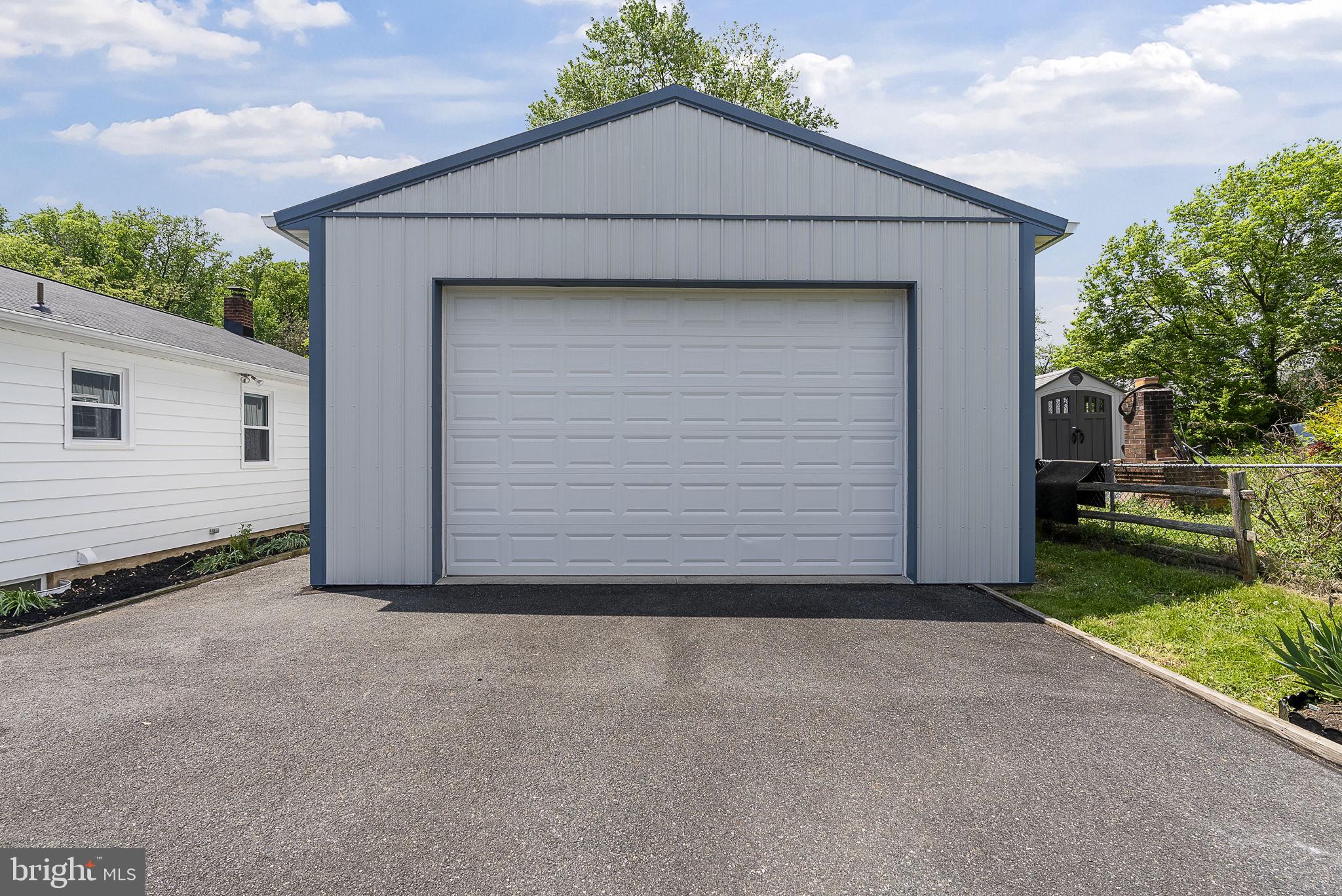 621 Chapel Ter