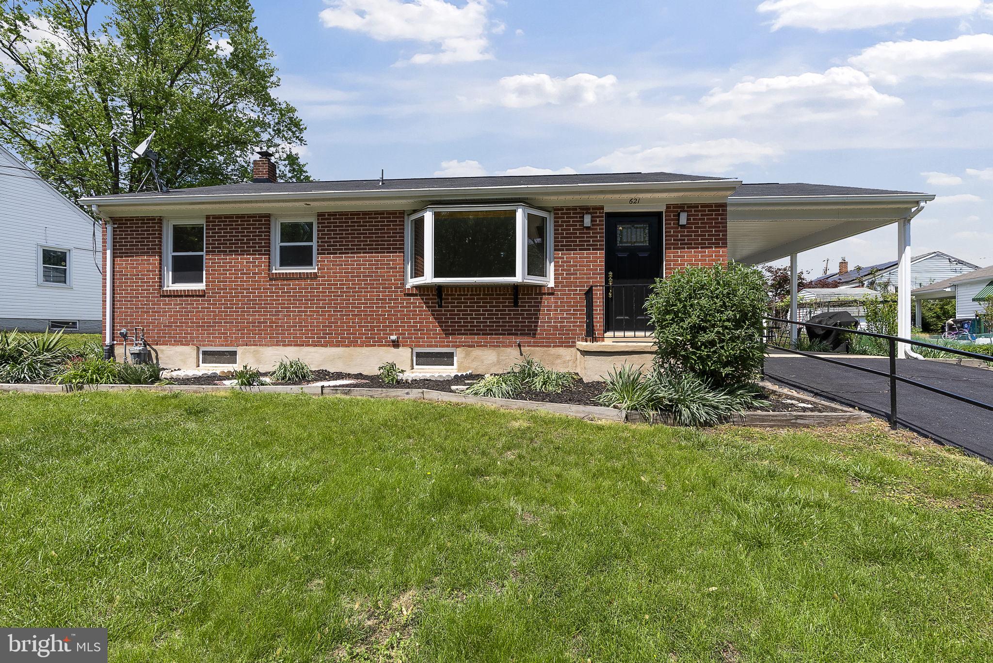 621 Chapel Ter