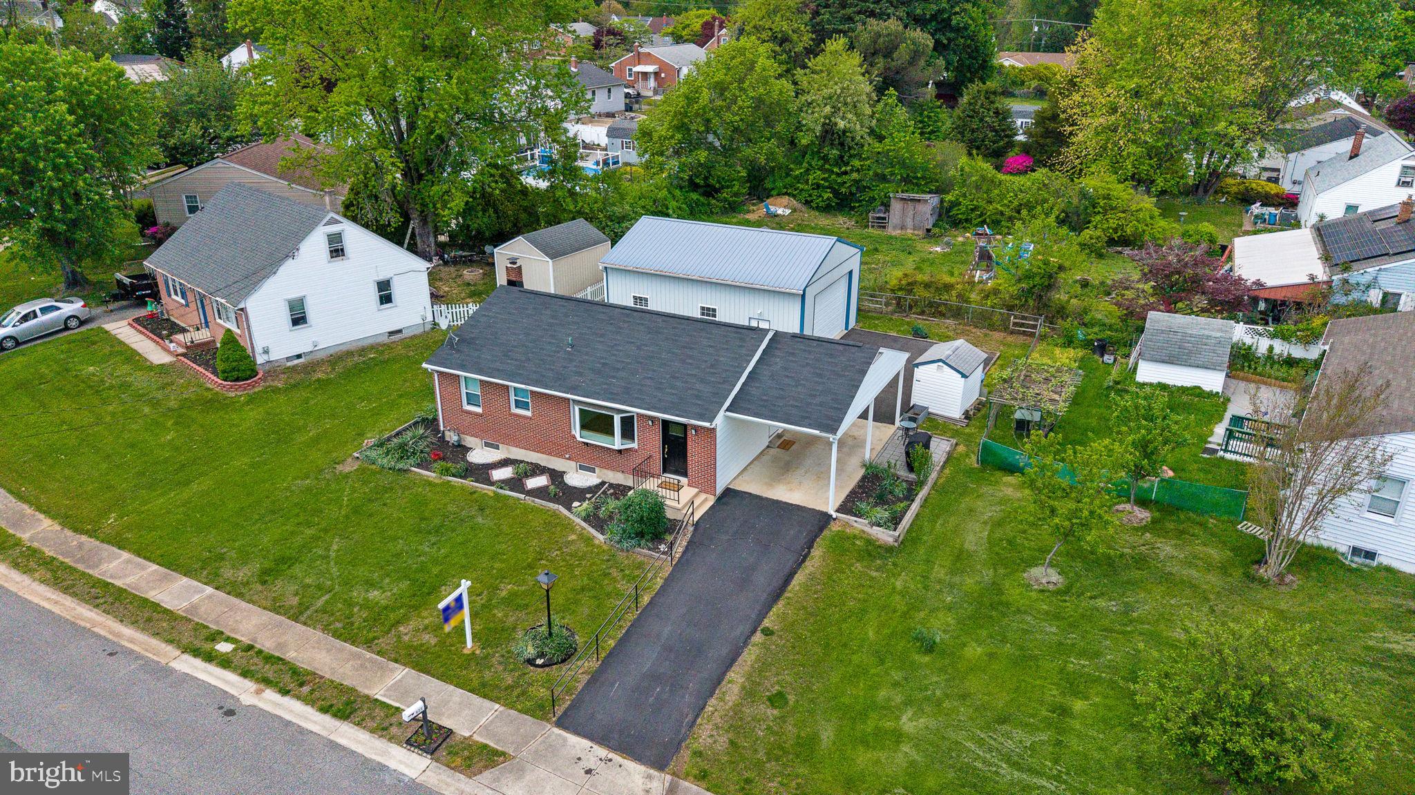 621 Chapel Ter