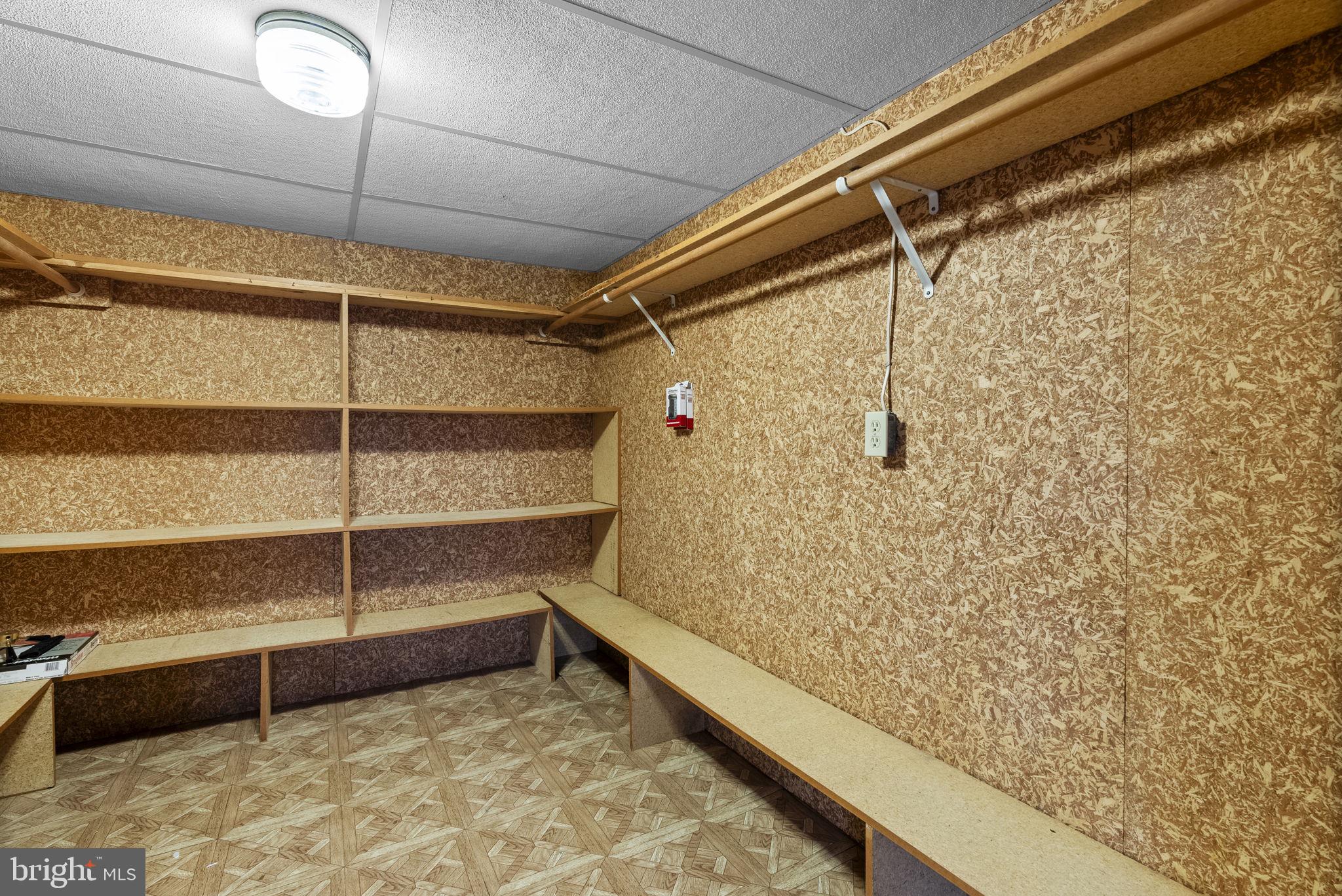 621 Chapel Ter
