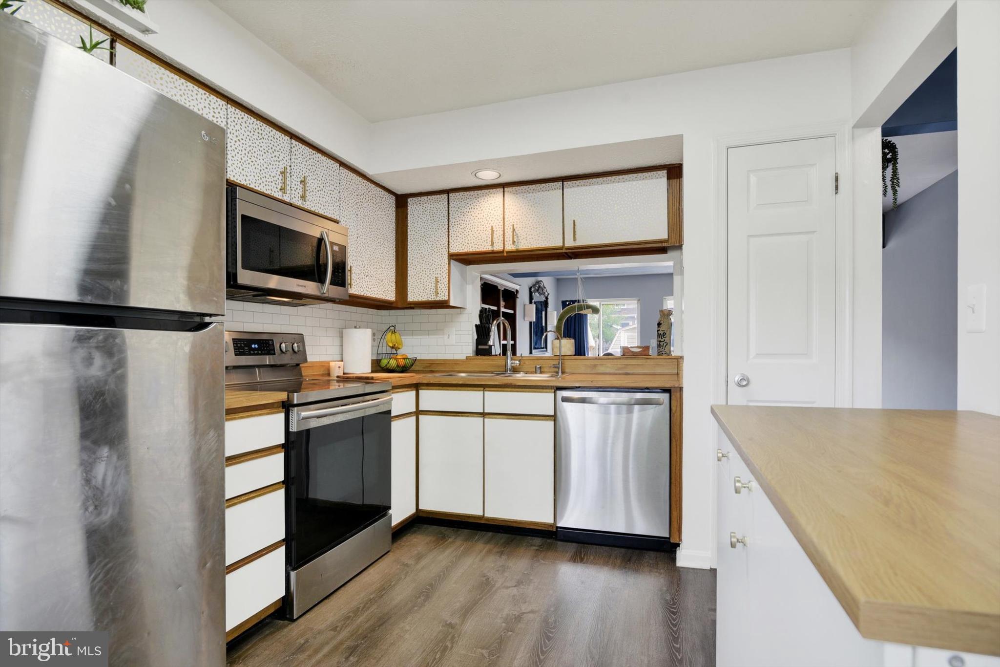 4228 Baylis Ct