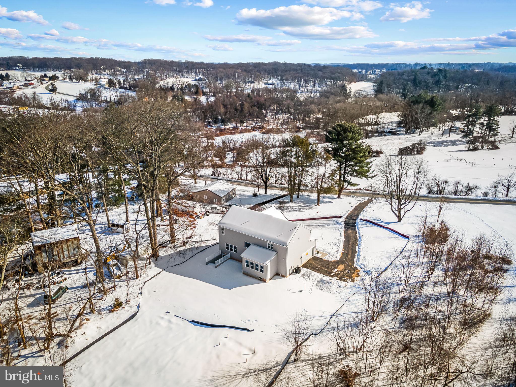 1326 HEAPS ROAD