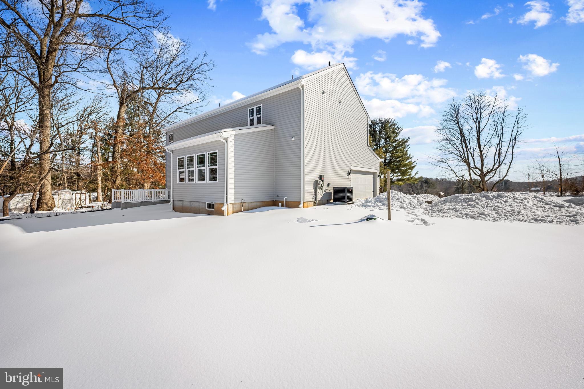 1326 HEAPS ROAD