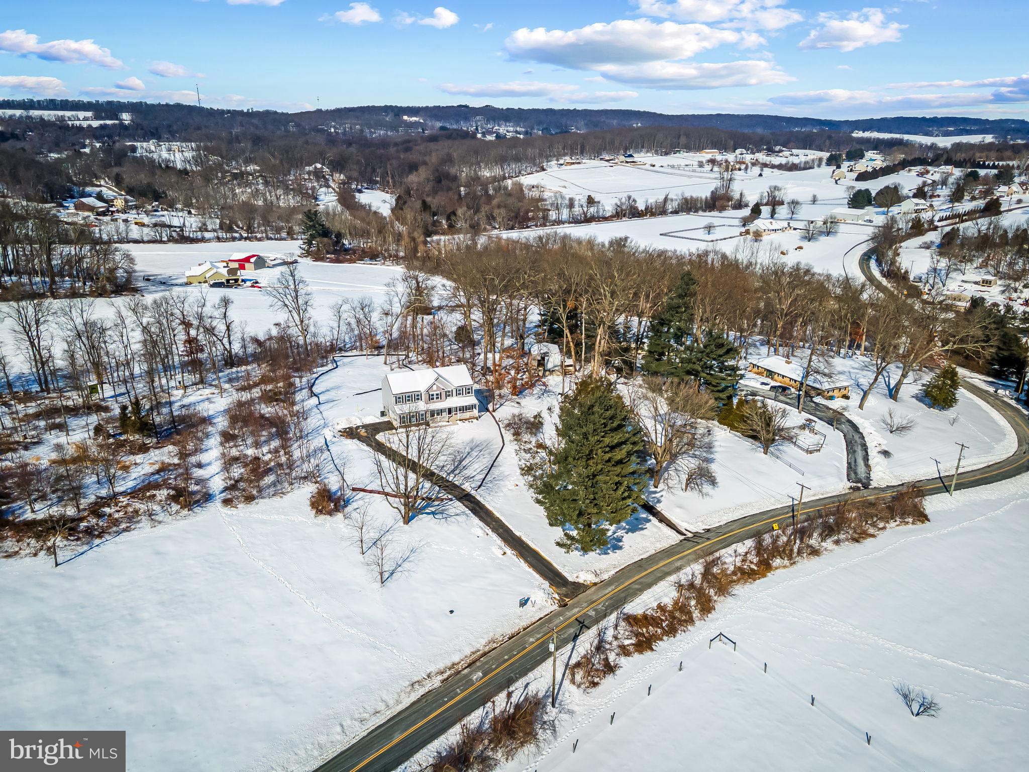 1326 HEAPS ROAD