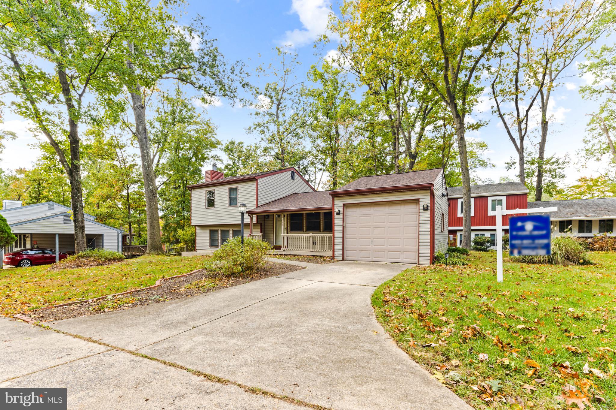 9487 Cameldriver Ct