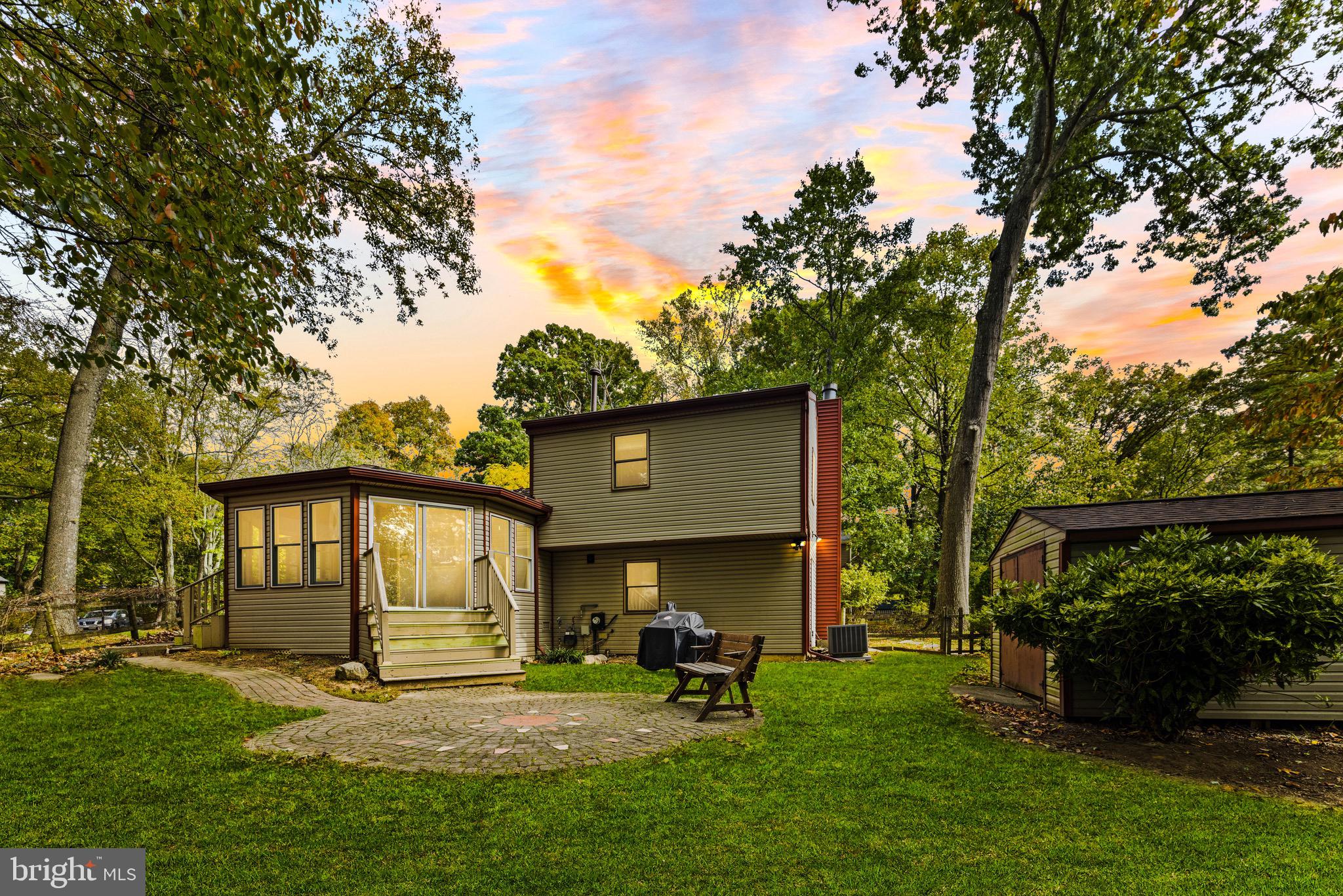 9487 Cameldriver Ct