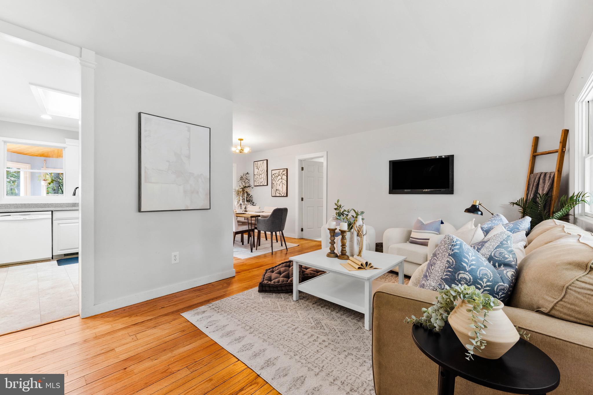 9487 Cameldriver Ct