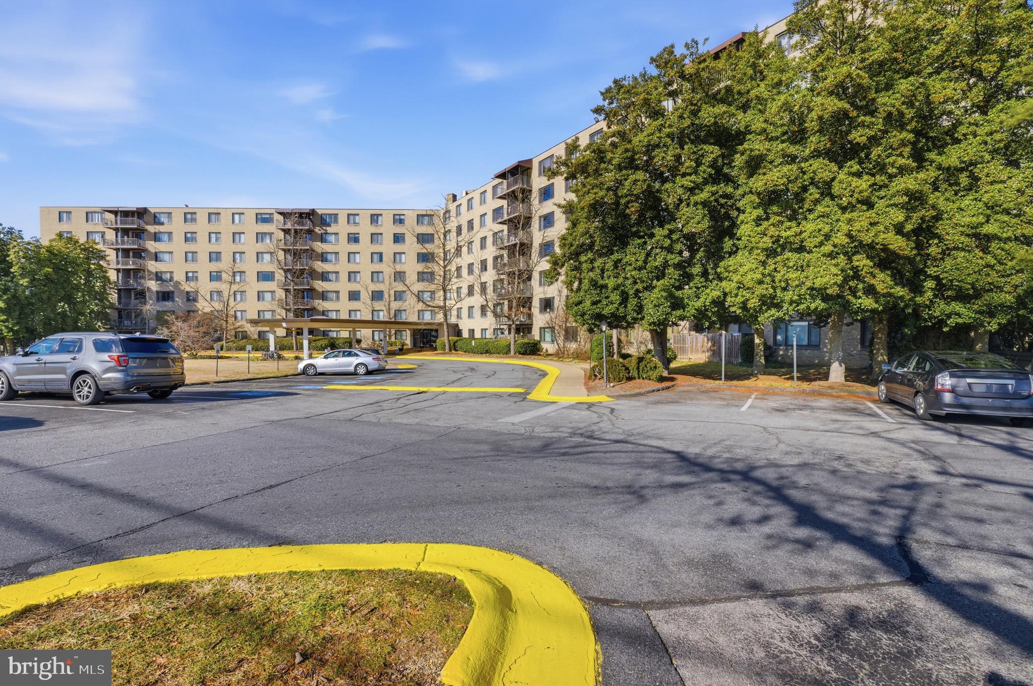 3450 TOLEDO TERRACE 609