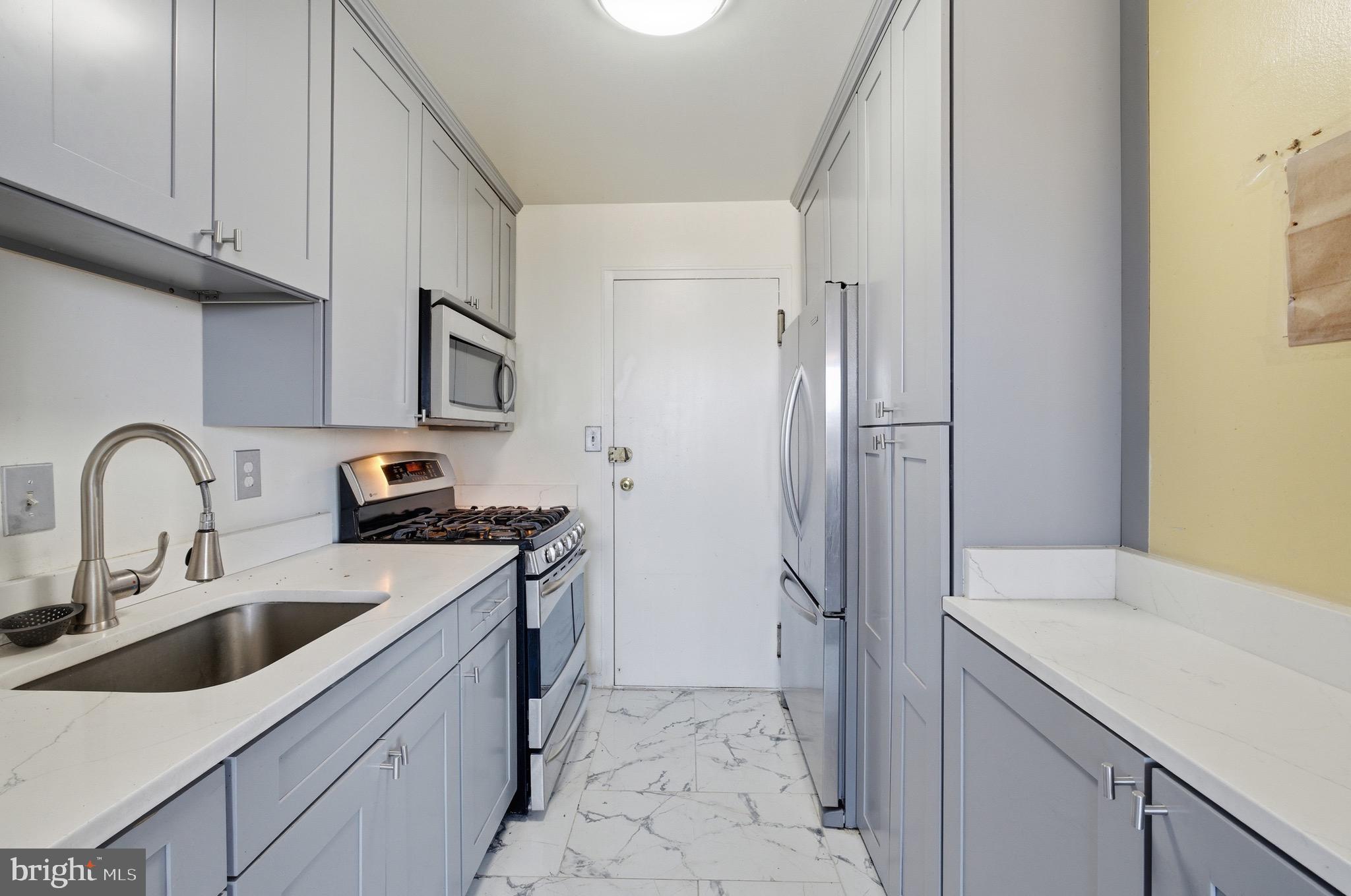 3450 TOLEDO TERRACE 609